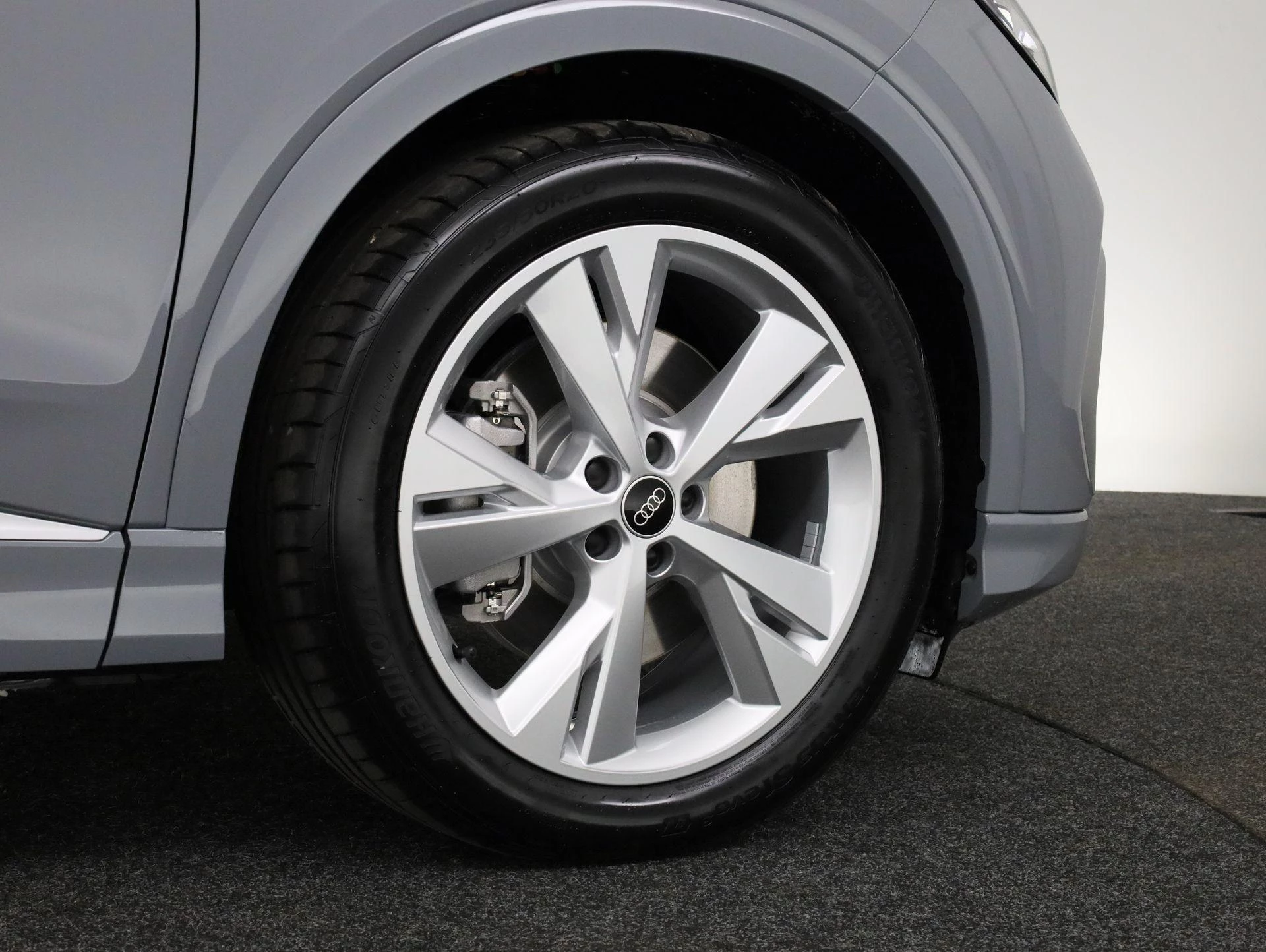 Hoofdafbeelding Audi Q4 Sportback e-tron