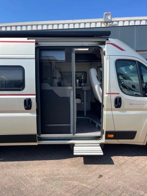 Hoofdafbeelding Roller Team Livingstone 640 Aut. Duo Advance