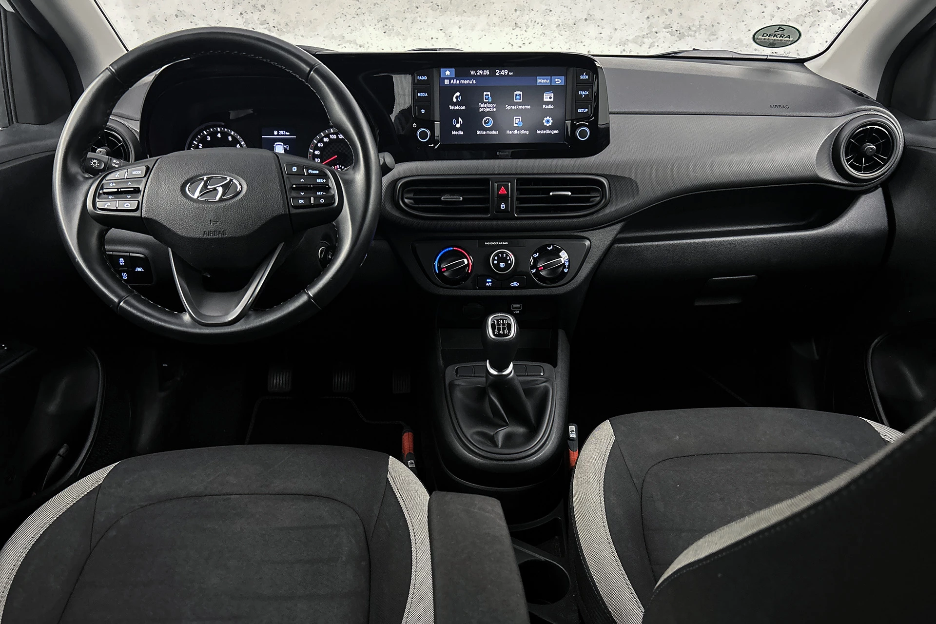 Hoofdafbeelding Hyundai i10
