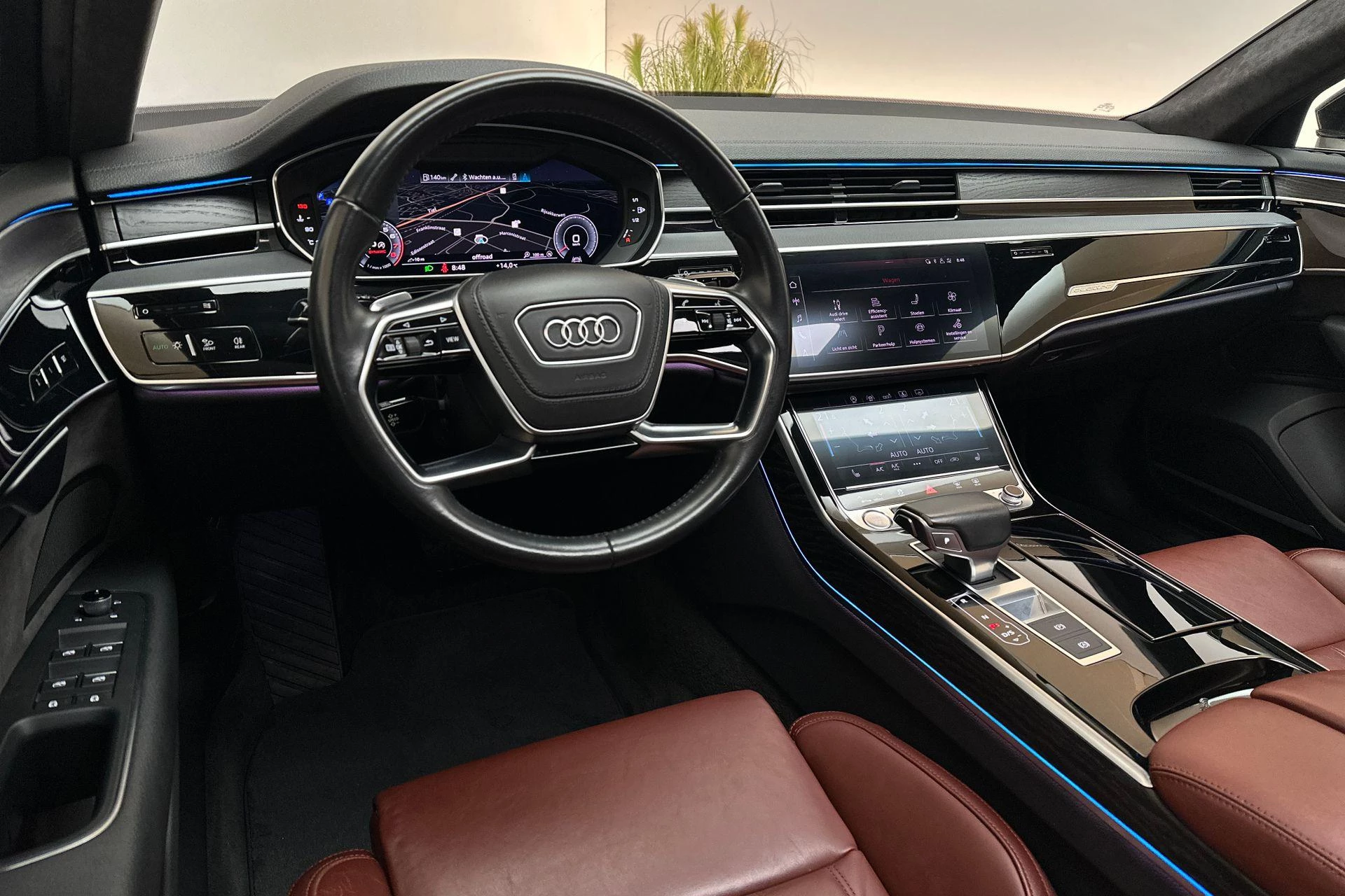 Hoofdafbeelding Audi A8