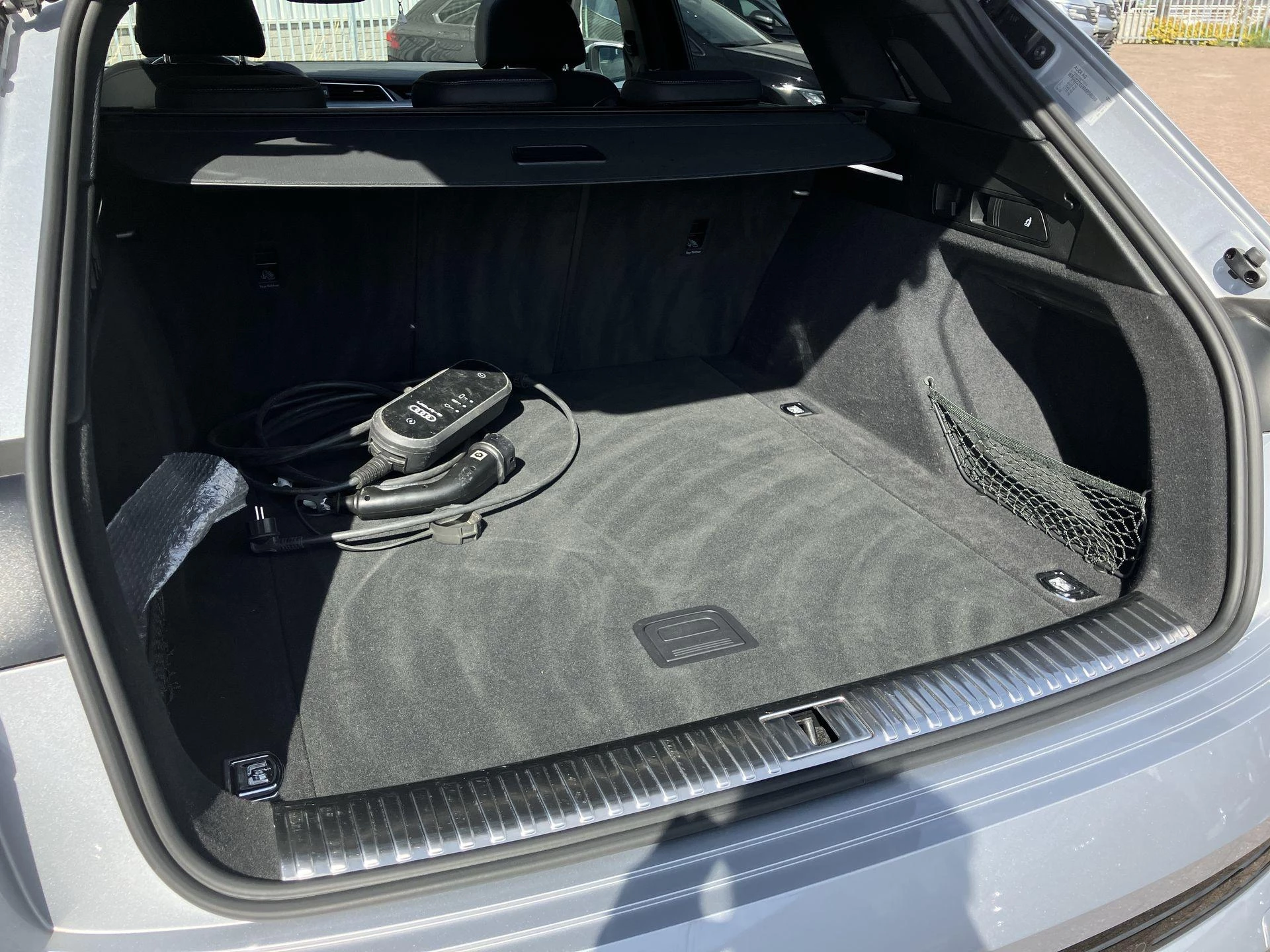 Hoofdafbeelding Audi e-tron