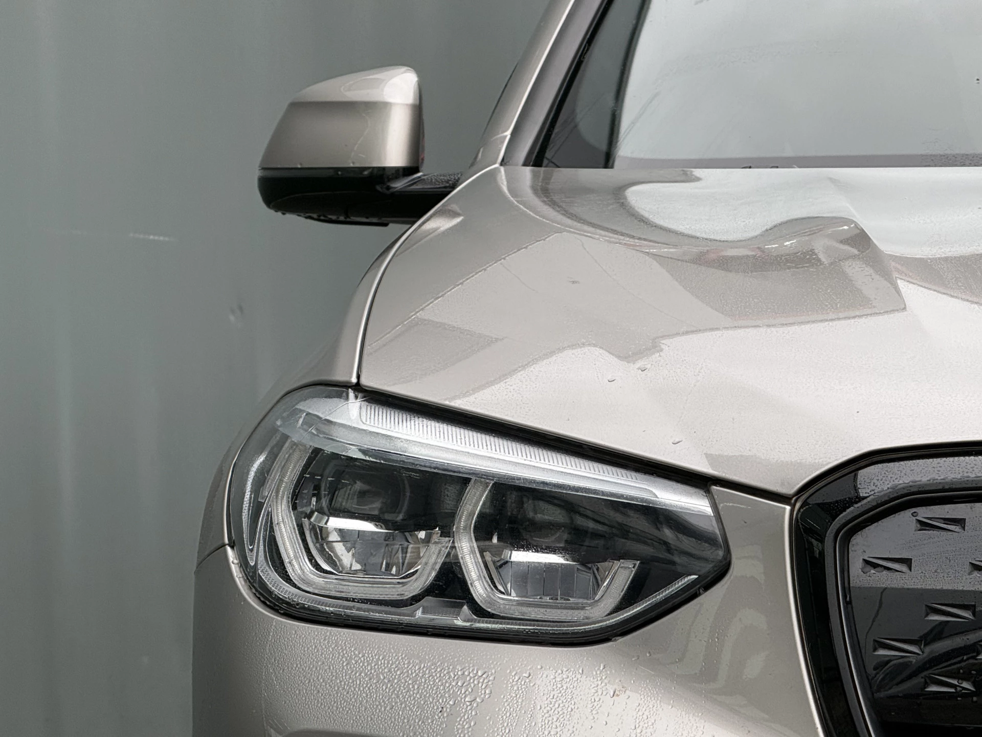 Hoofdafbeelding BMW iX3