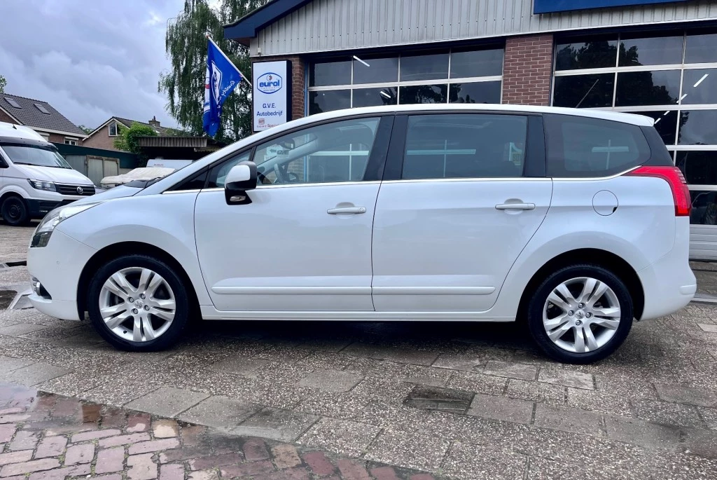 Hoofdafbeelding Peugeot 5008