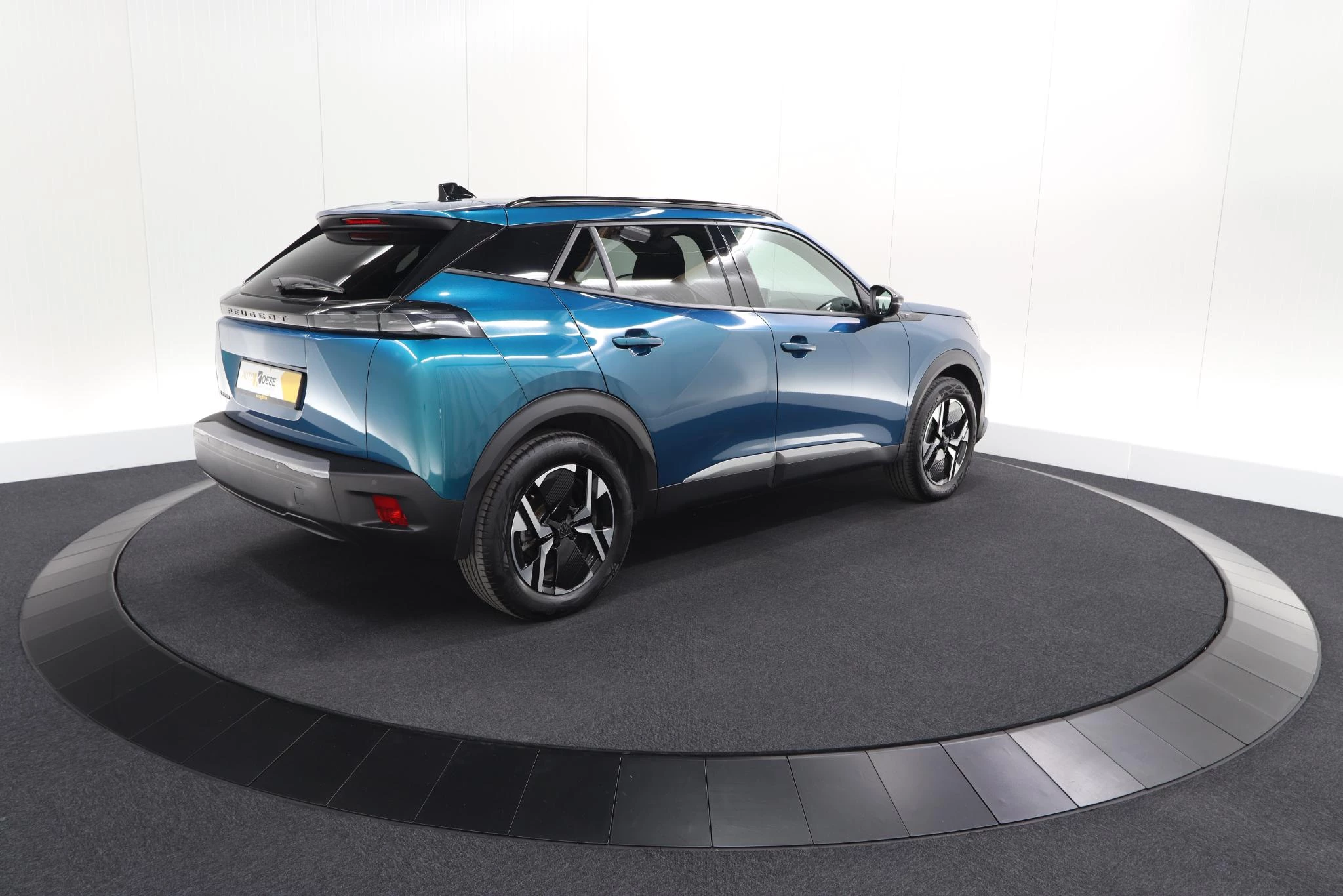 Hoofdafbeelding Peugeot e-2008