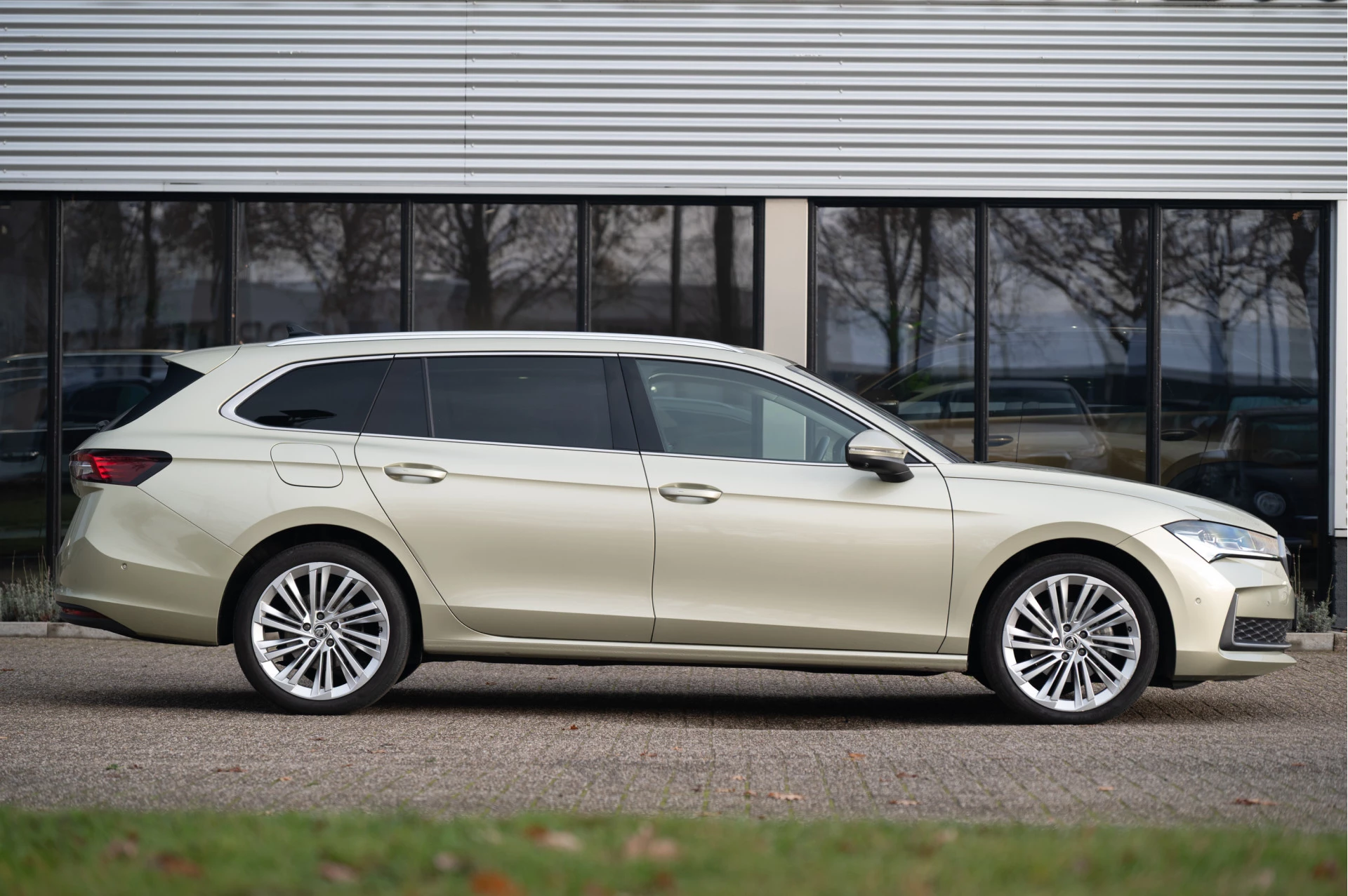 Hoofdafbeelding Škoda Superb