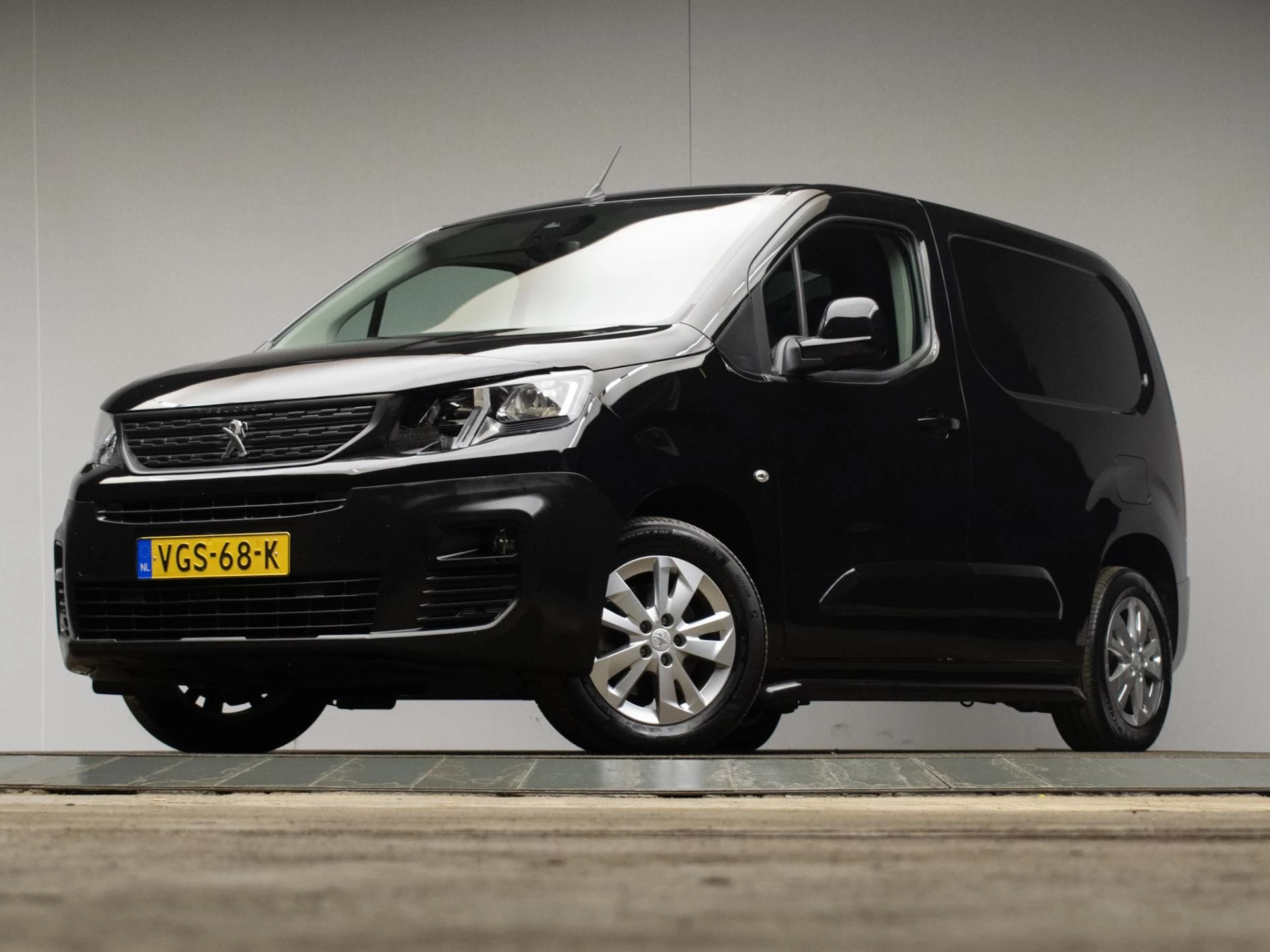 Hoofdafbeelding Peugeot Partner