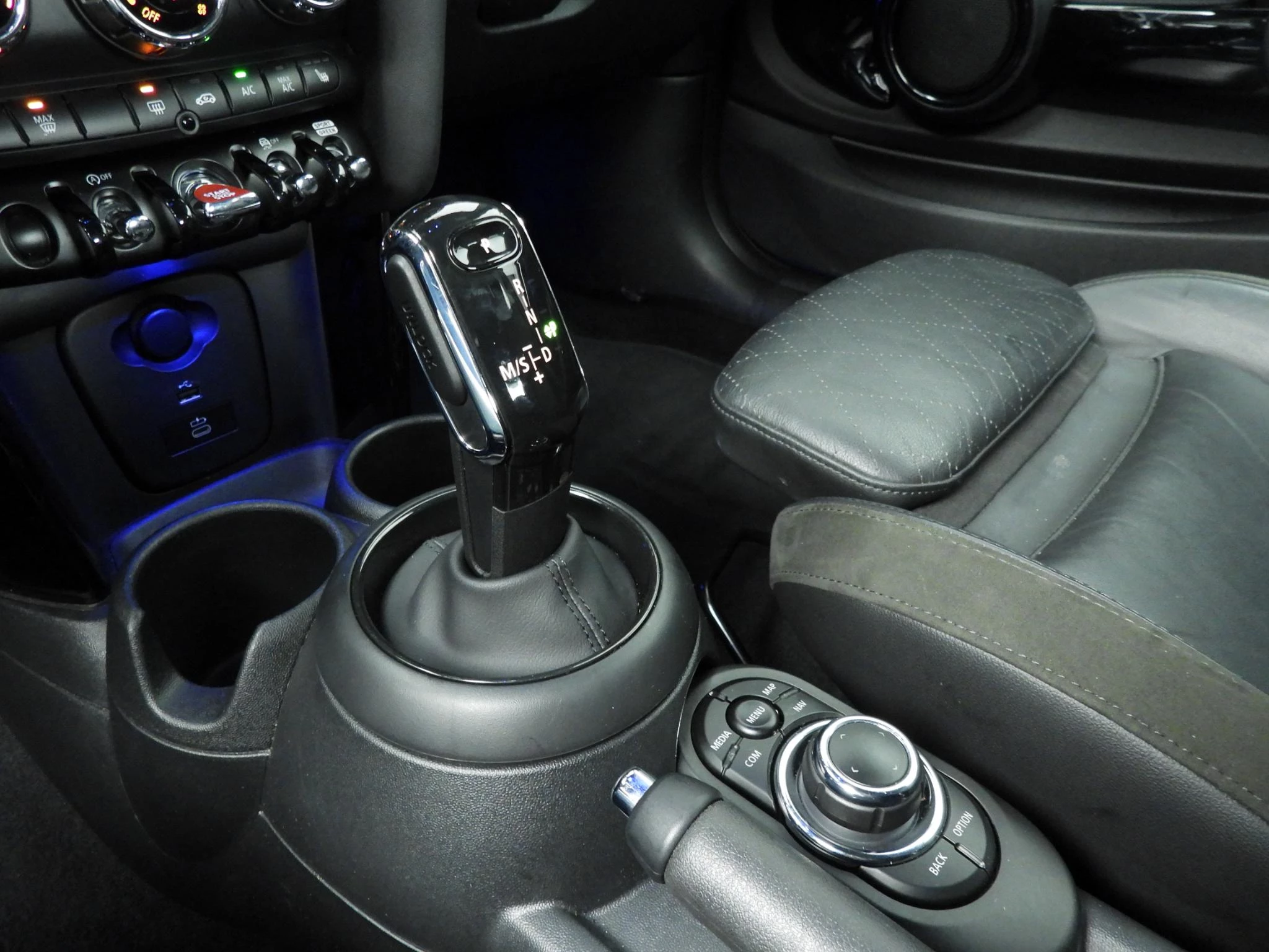 Hoofdafbeelding MINI 3-deurs