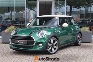 Hoofdafbeelding MINI 3-deurs Mini Mini 3-Deurs (f56) 1.5 60 Years Edition 136pk | LED | Cruise | Climate | Union Jack | Leder | *British Racing Green*
