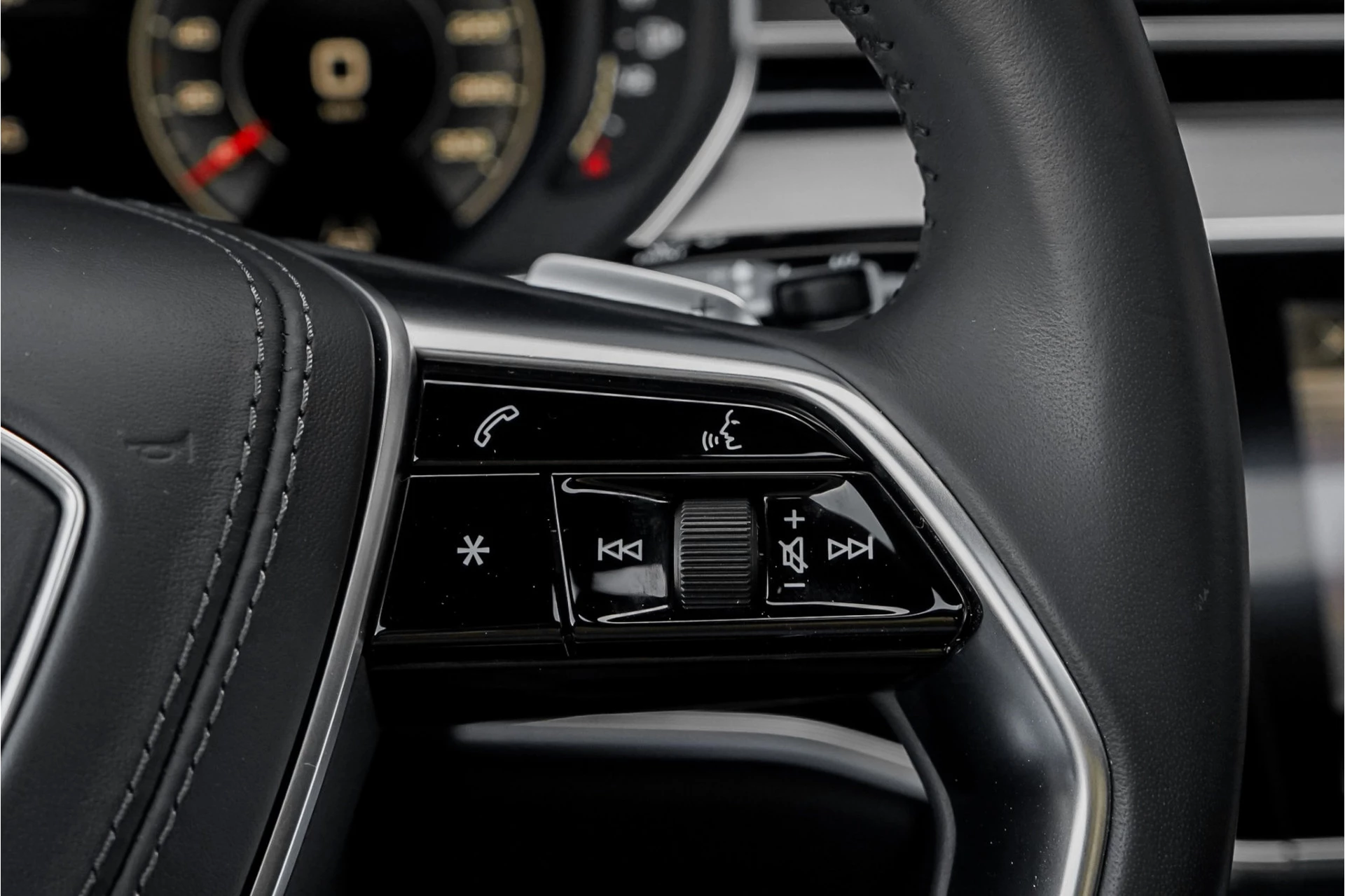 Hoofdafbeelding Audi A8