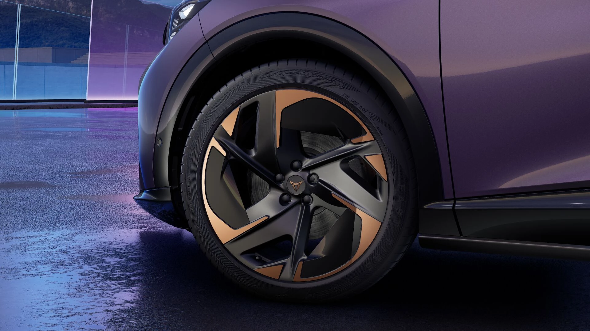 Hoofdafbeelding CUPRA Tavascan