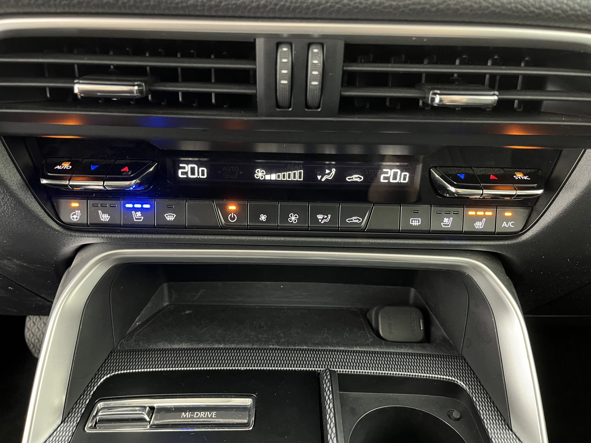 Hoofdafbeelding Mazda CX-60