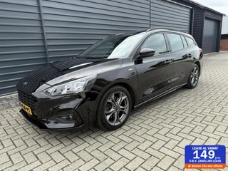 Ford Focus Wagon 1.5 EcoBoost ST Line Automaat Carplay Trekhaak