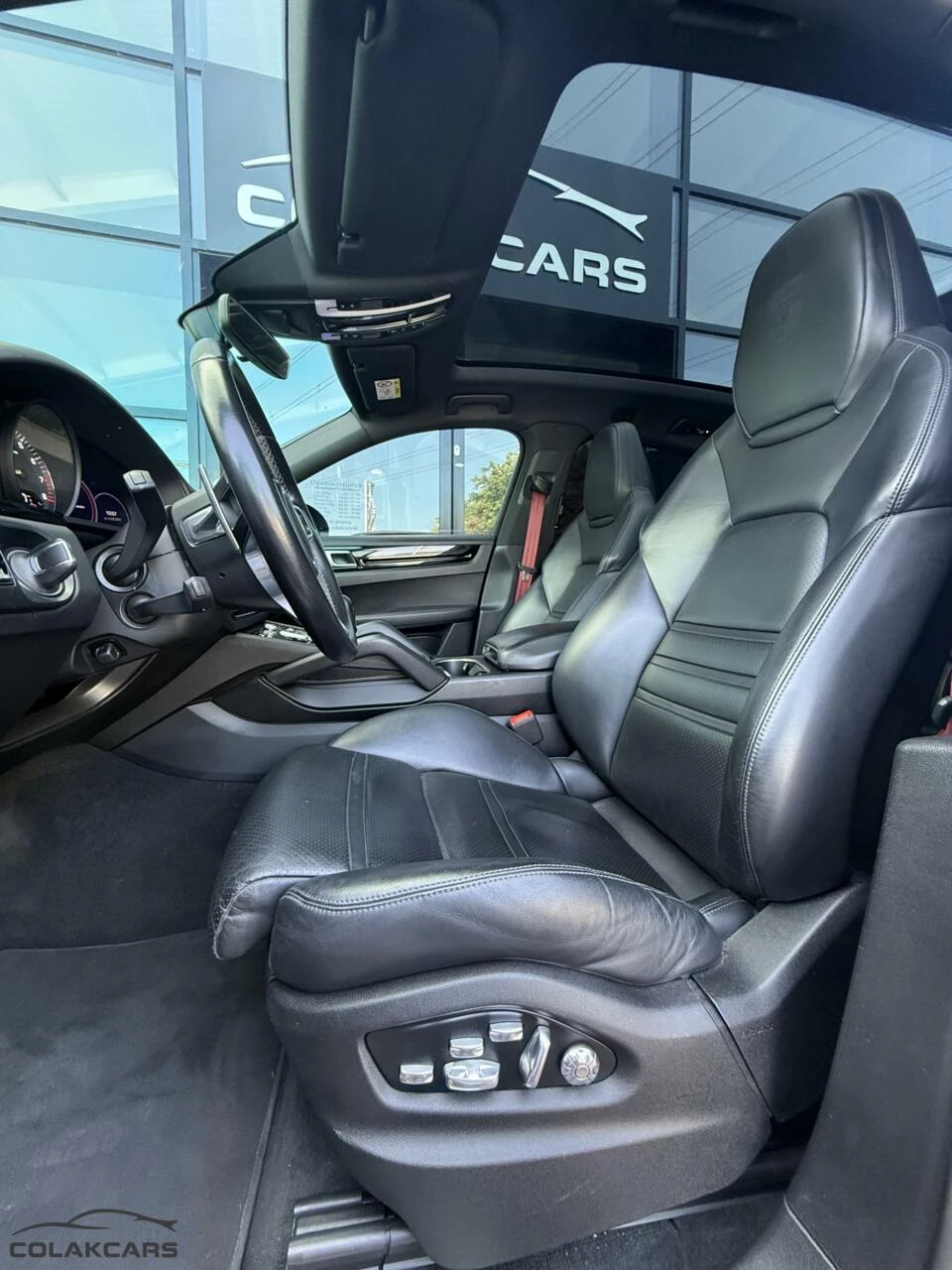 Hoofdafbeelding Porsche Cayenne