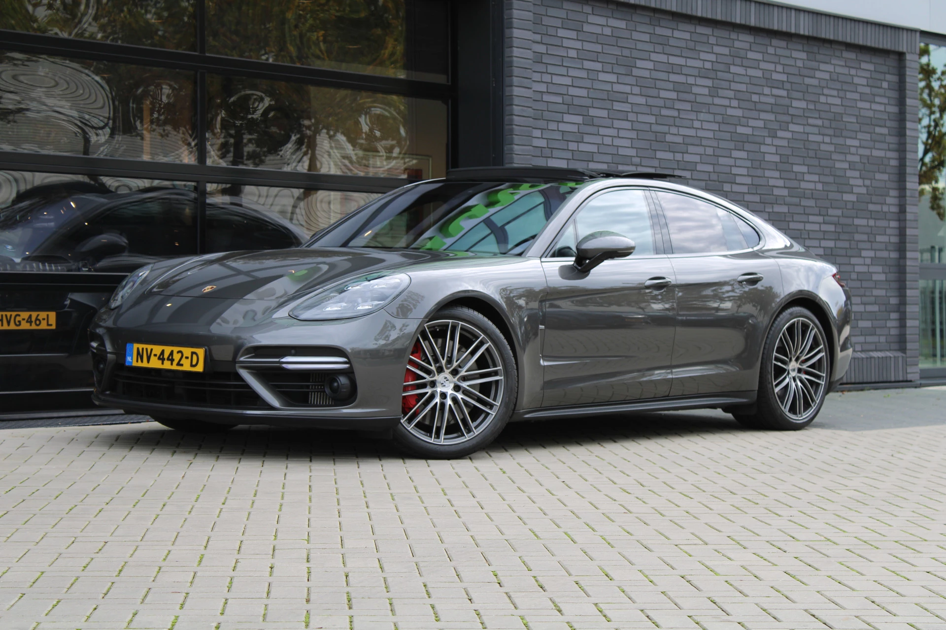 Hoofdafbeelding Porsche Panamera