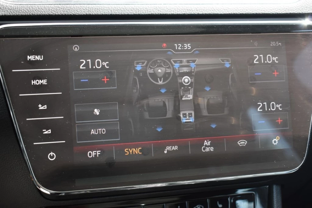 Hoofdafbeelding Škoda Superb