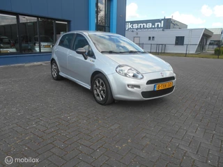 Hoofdafbeelding Fiat Punto Fiat Punto Evo 0.9 TwinAir Young Trekhaak!! Airco!!