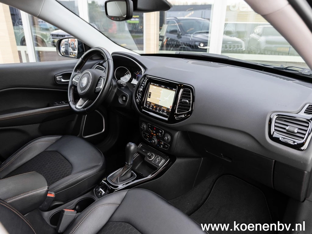 Hoofdafbeelding Jeep Compass