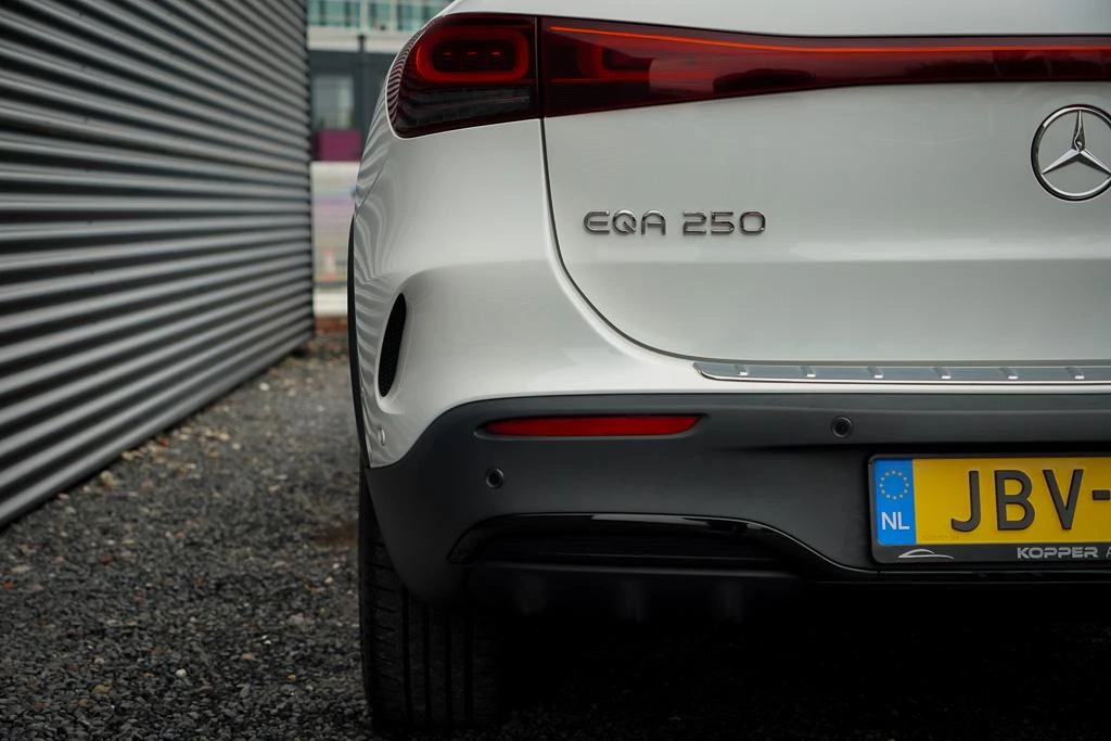 Hoofdafbeelding Mercedes-Benz EQA