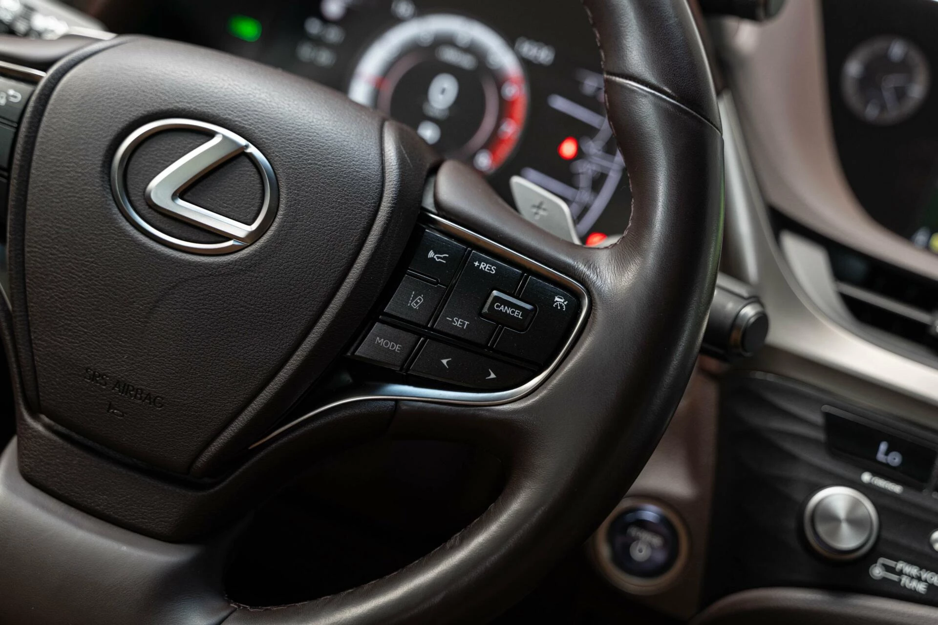 Hoofdafbeelding Lexus ES