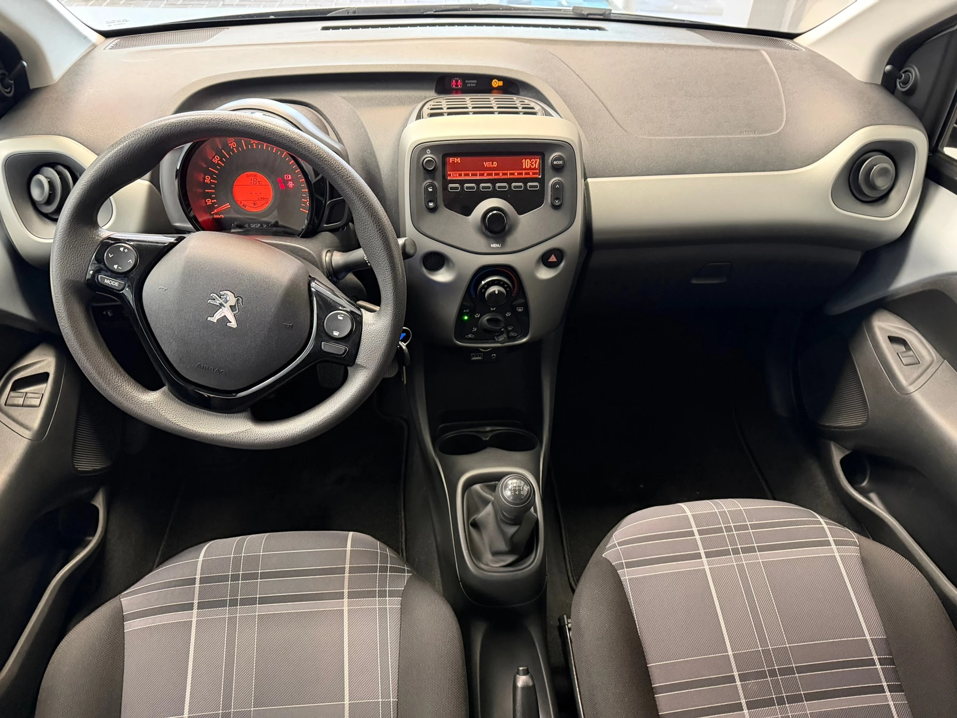 Hoofdafbeelding Peugeot 108