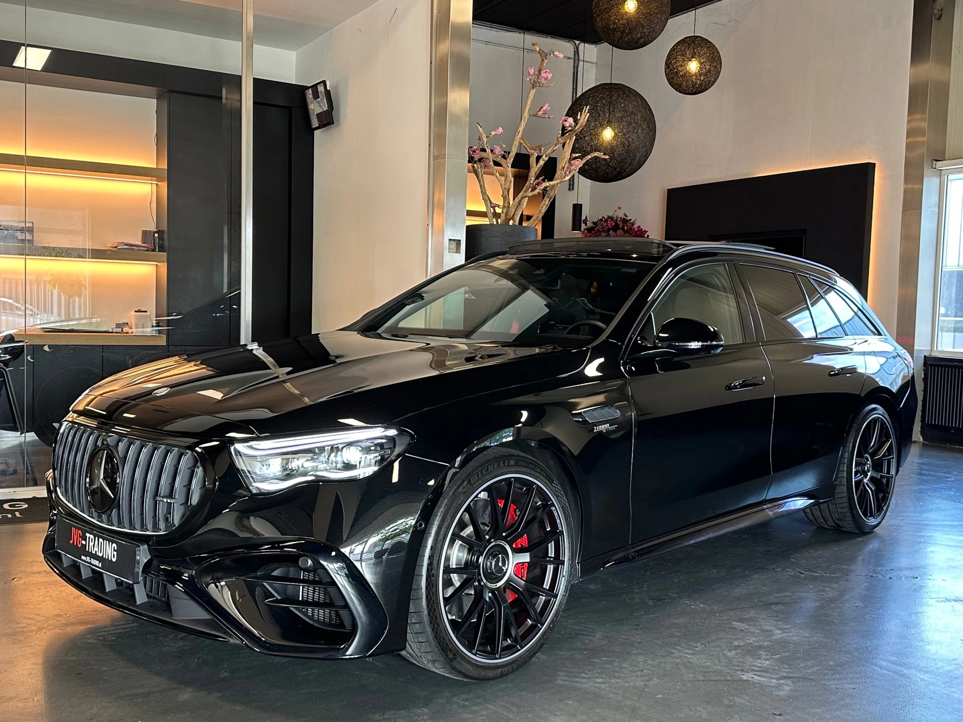 Hoofdafbeelding Mercedes-Benz E-Klasse