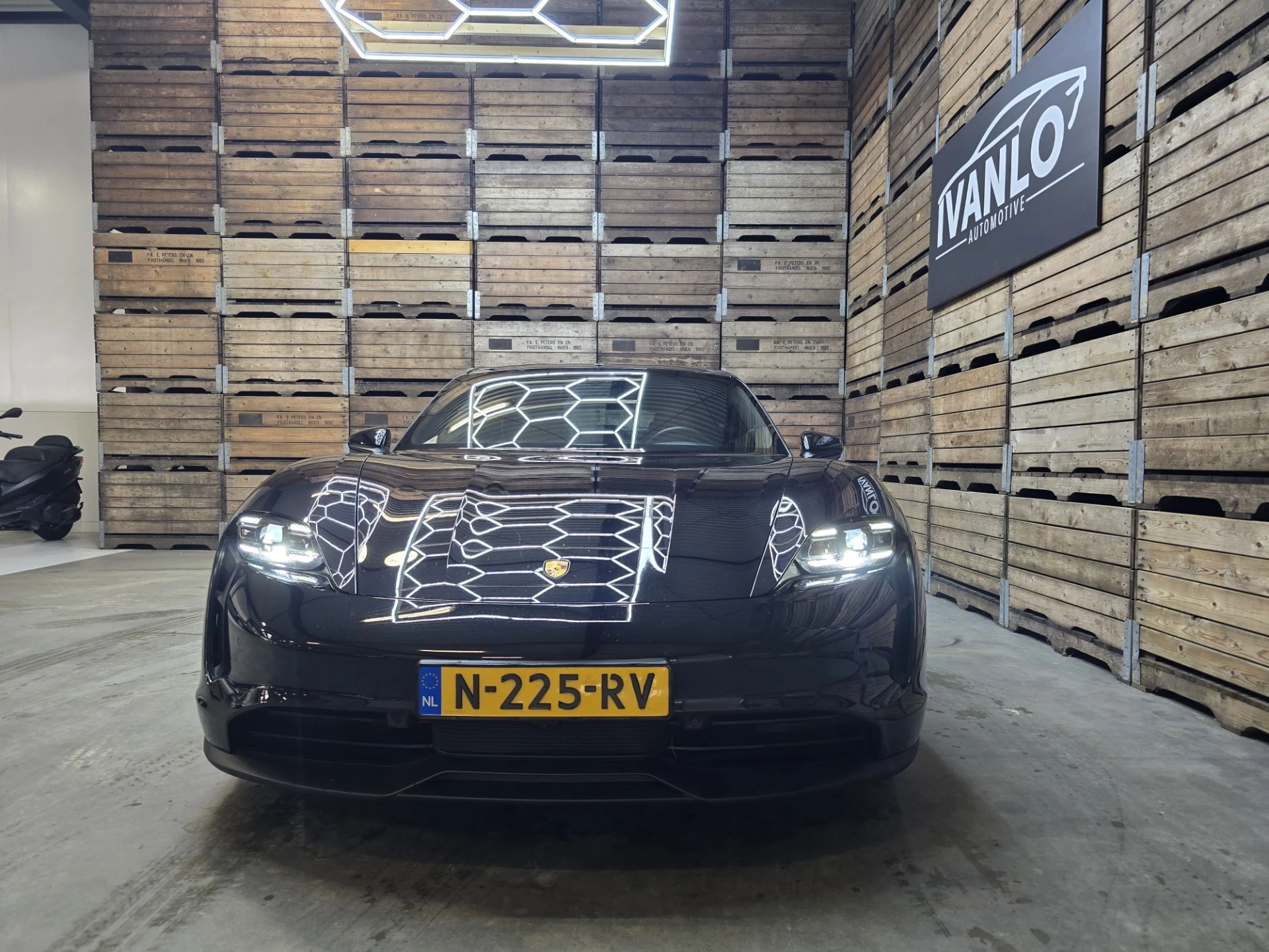 Hoofdafbeelding Porsche Taycan