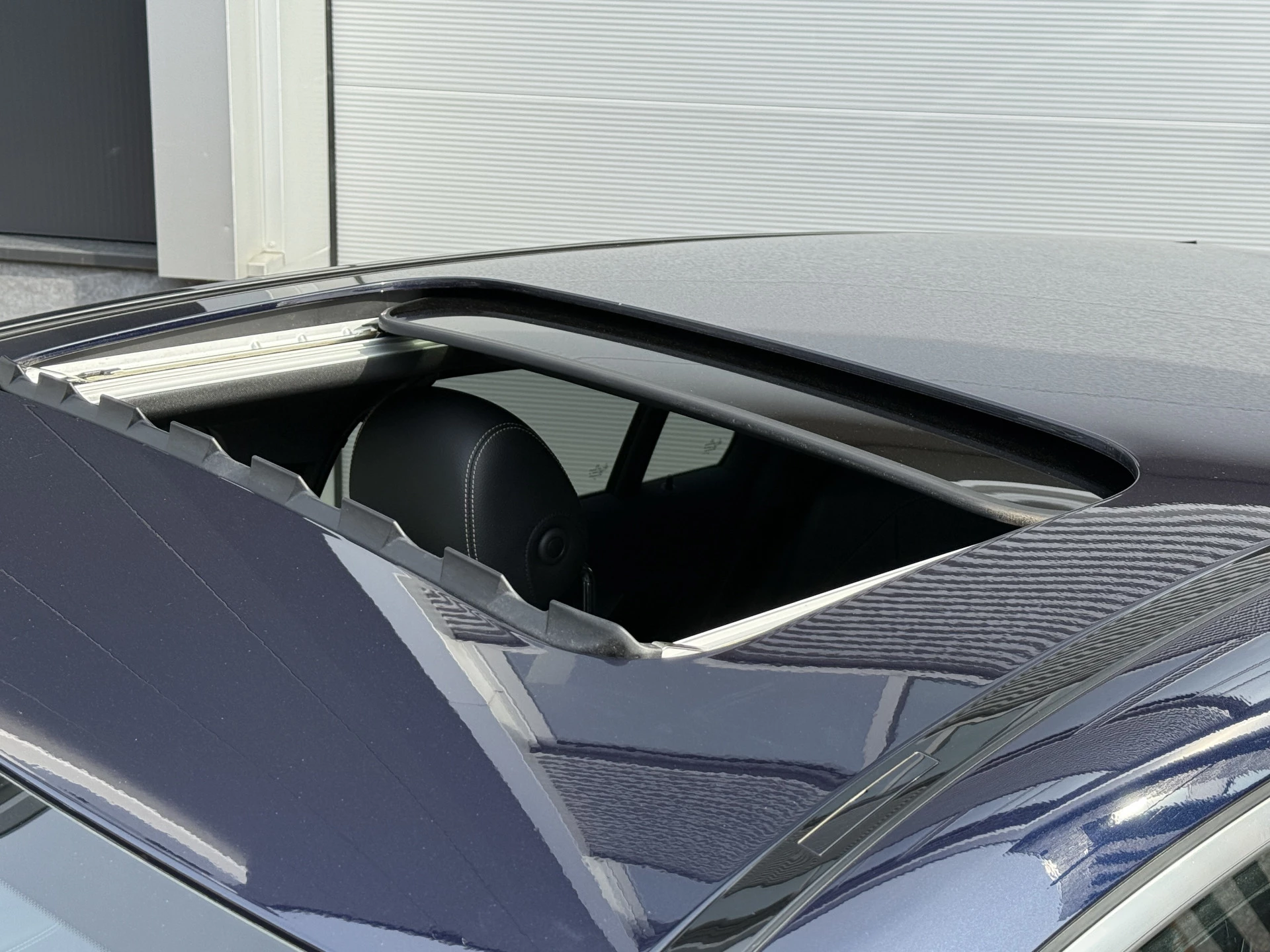 Hoofdafbeelding Mercedes-Benz EQC
