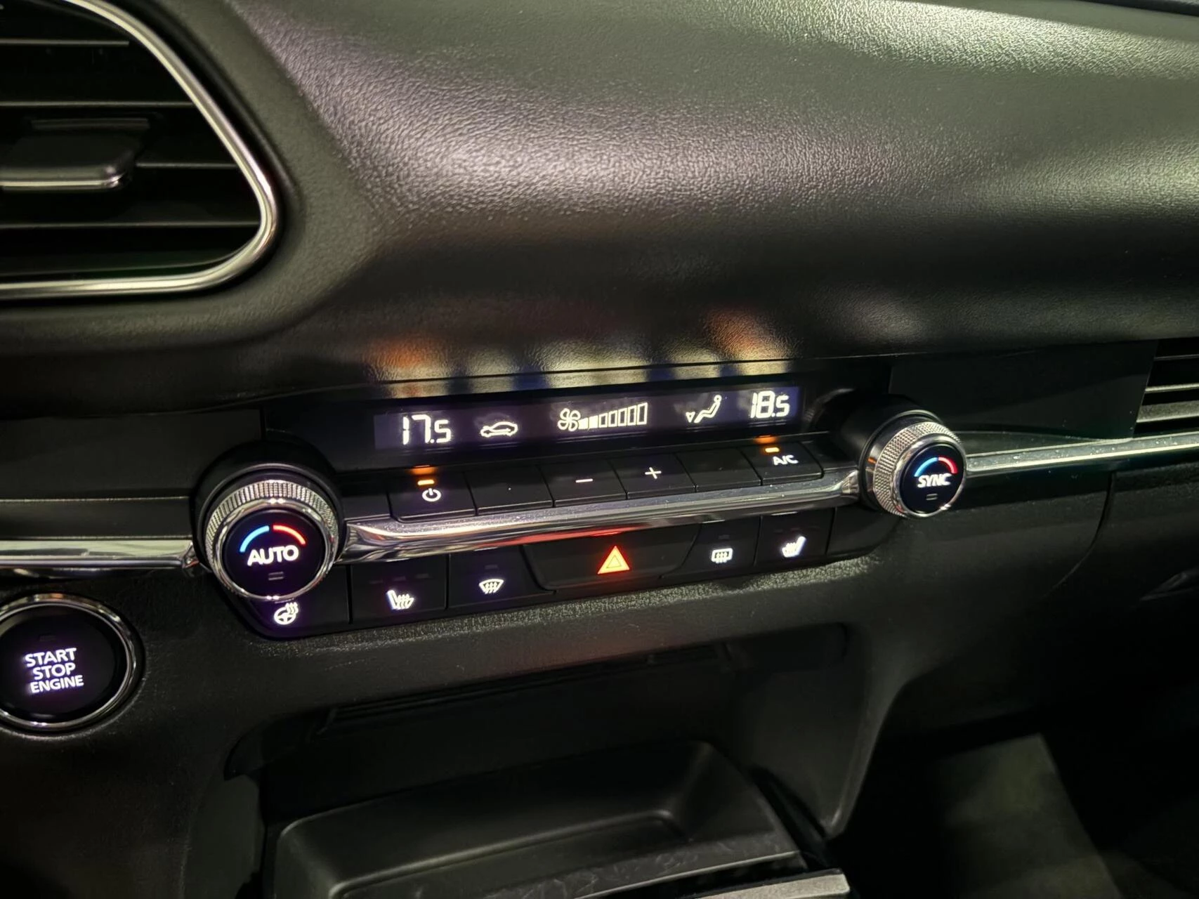 Hoofdafbeelding Mazda CX-30