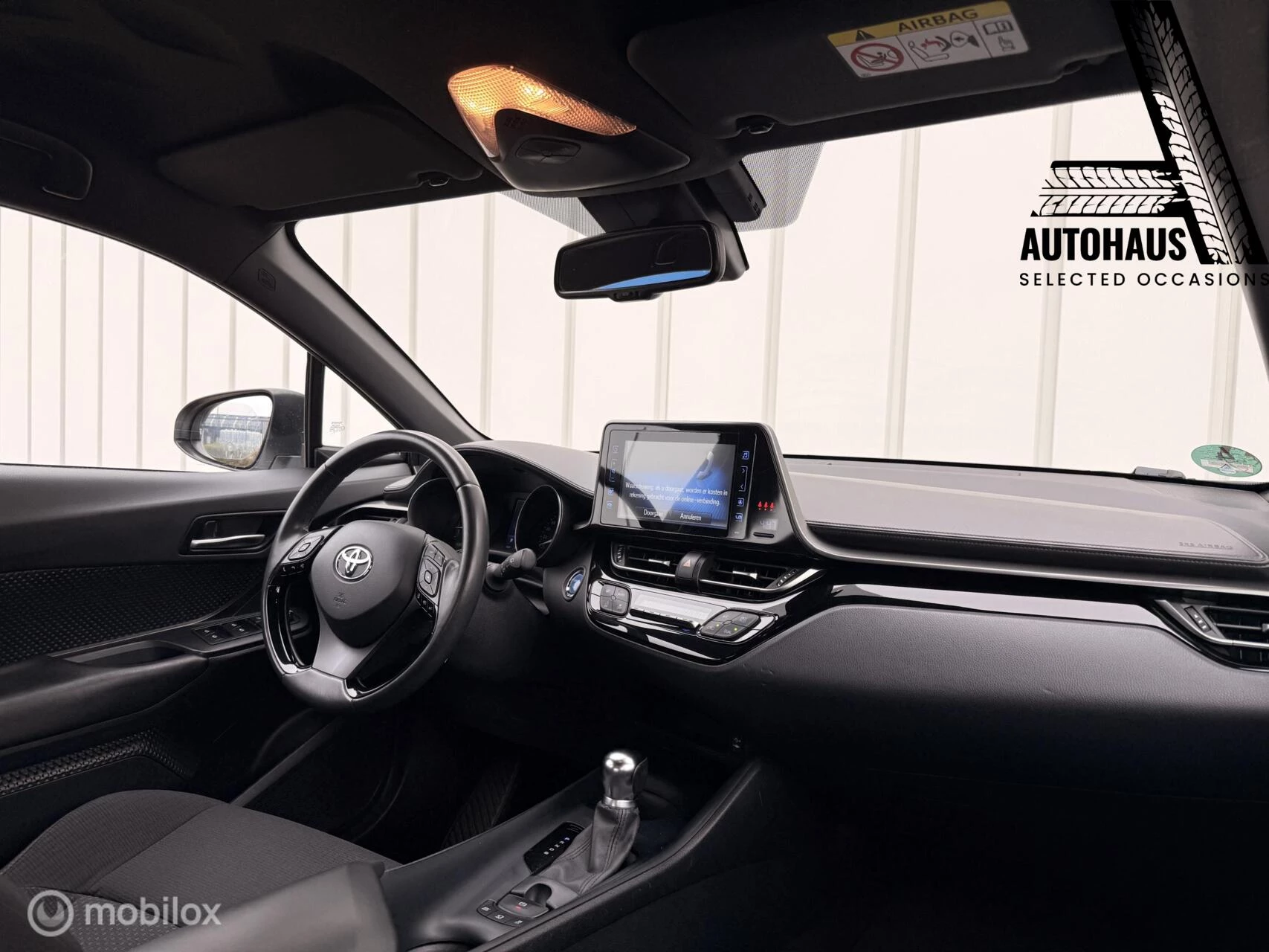 Hoofdafbeelding Toyota C-HR