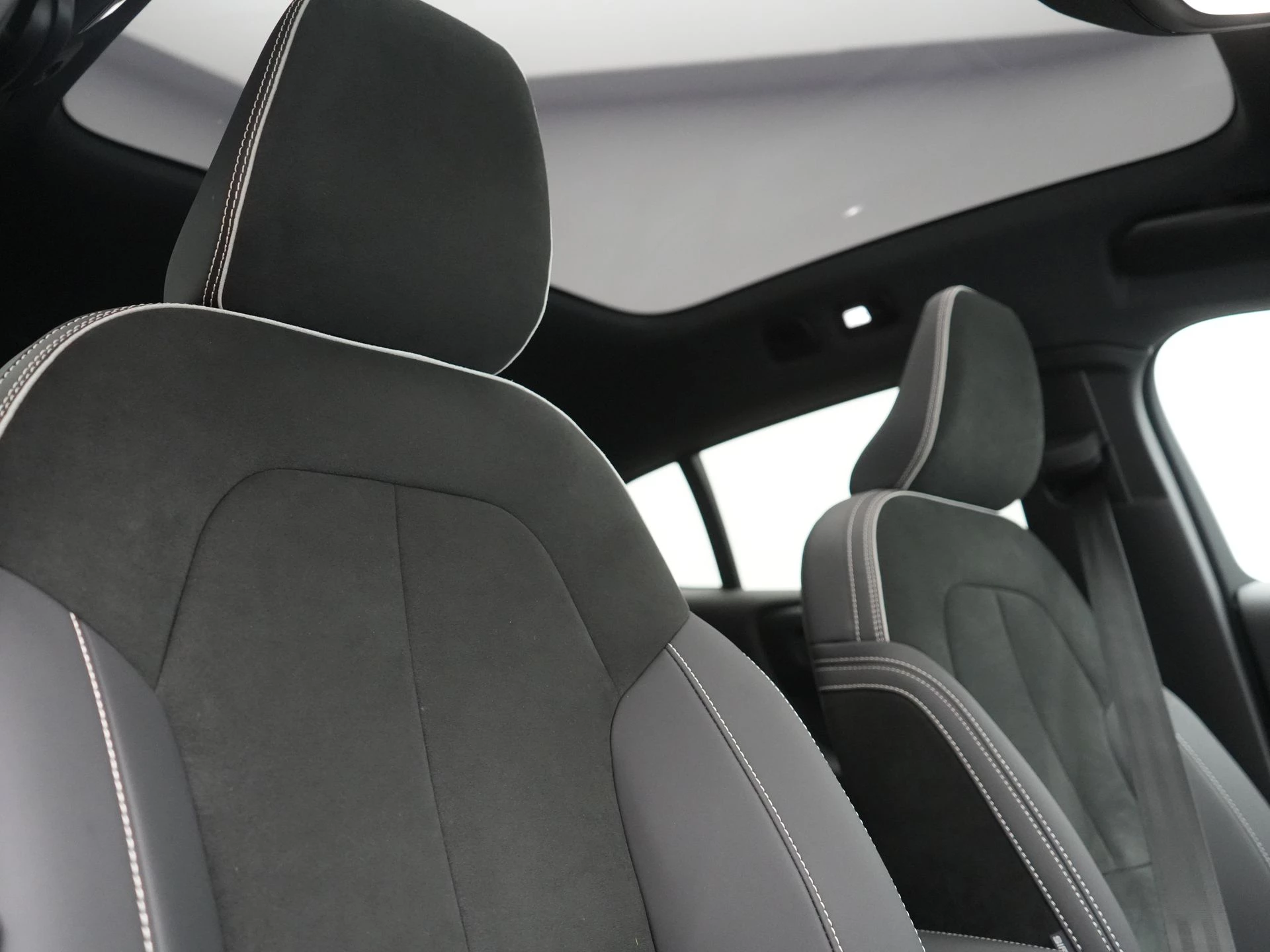 Hoofdafbeelding Volvo C40