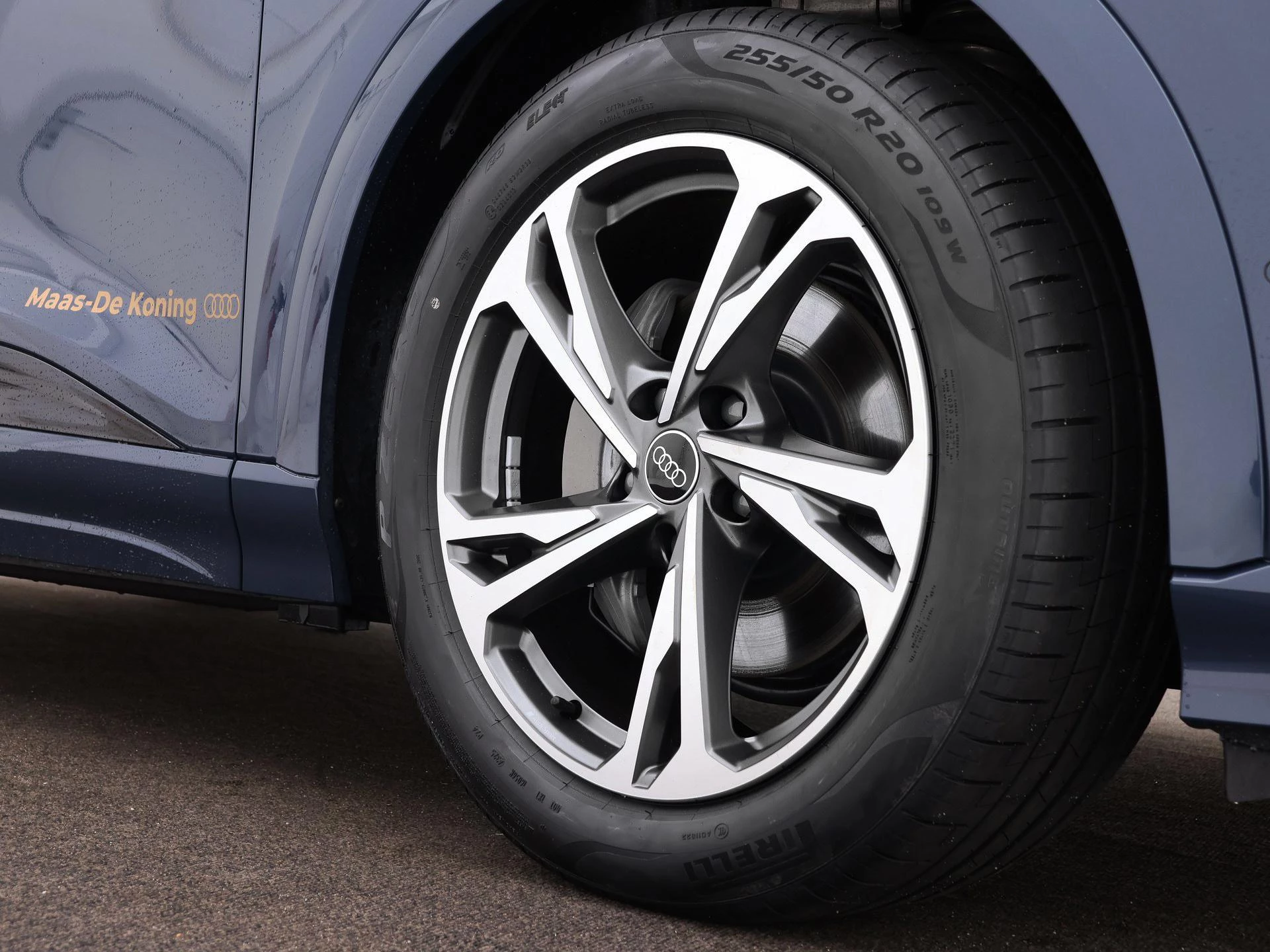 Hoofdafbeelding Audi Q6 e-tron