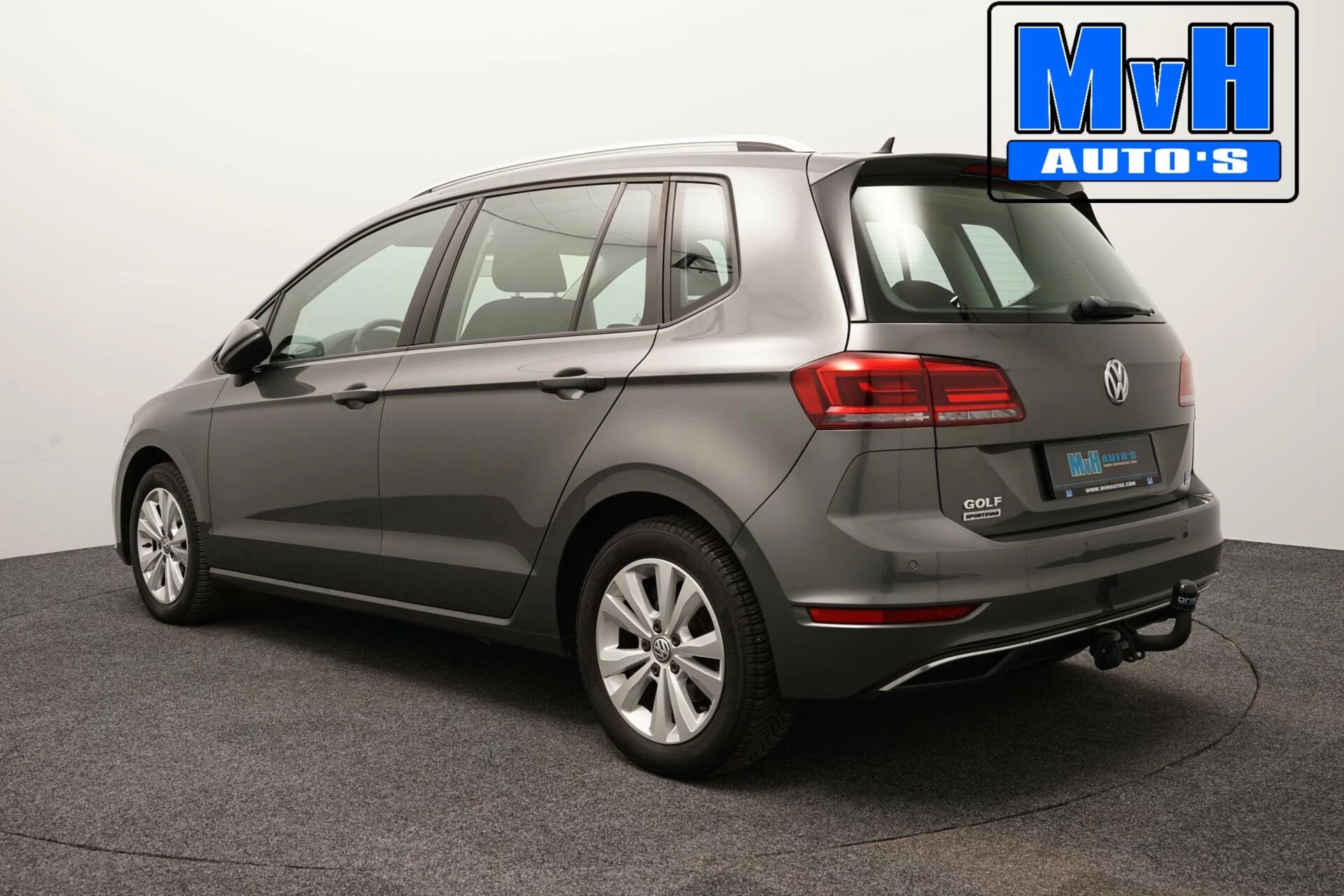 Hoofdafbeelding Volkswagen Golf Sportsvan
