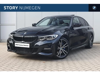 BMW 3 Serie 320i High Executive M Sport Automaat / Schuif-Kanteldak / Sportstoelen / Achteruitrijcamera / M Adaptief onderstel / Comfort Access / LED / Head-Up