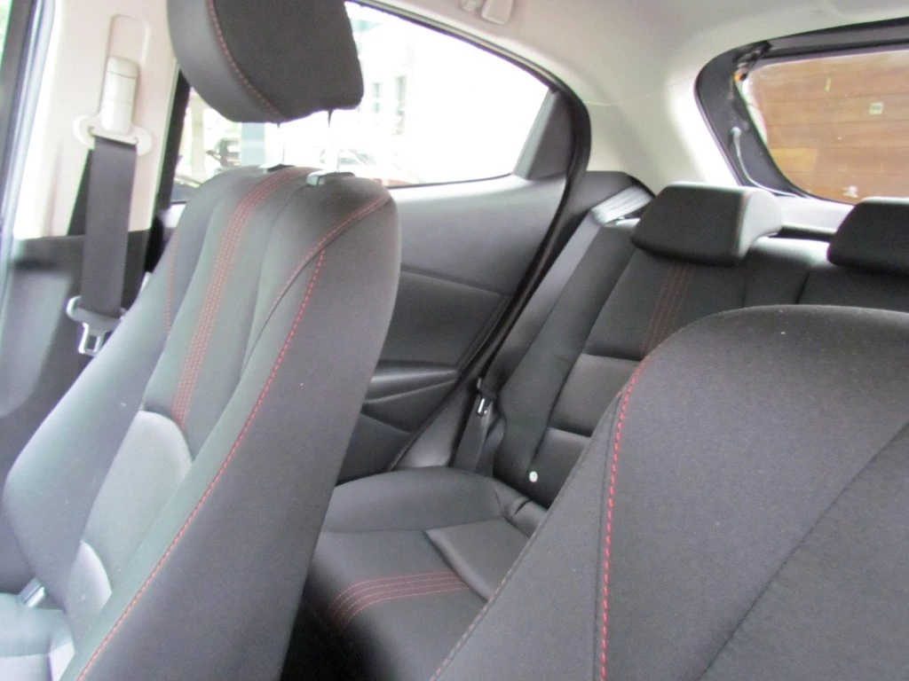 Hoofdafbeelding Mazda 2