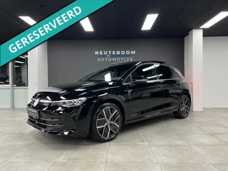 Hoofdafbeelding Volkswagen Golf Volkswagen Golf 1.5 eTSI 50 Edition | Pano | Head-up |360Cam