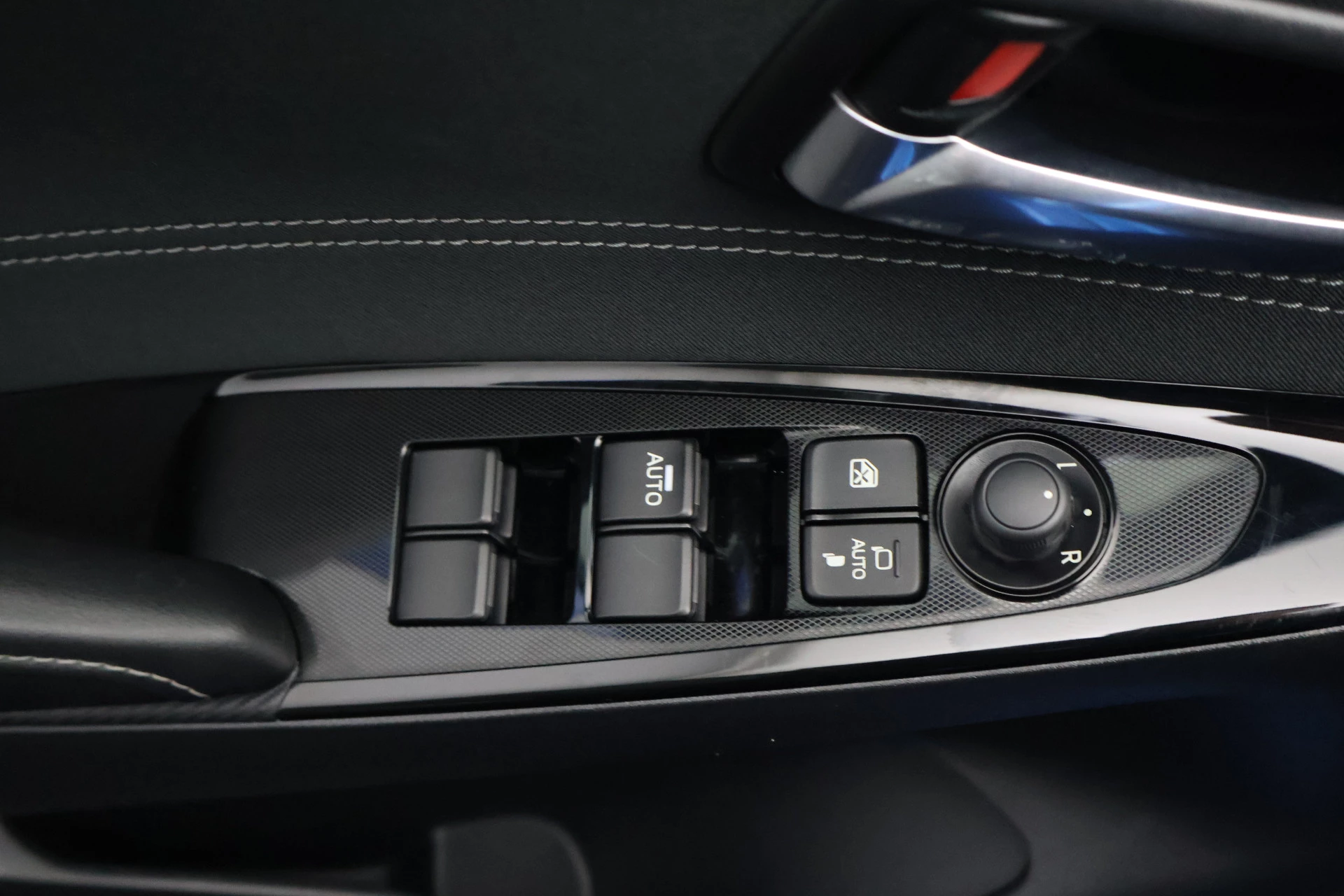 Hoofdafbeelding Mazda 2