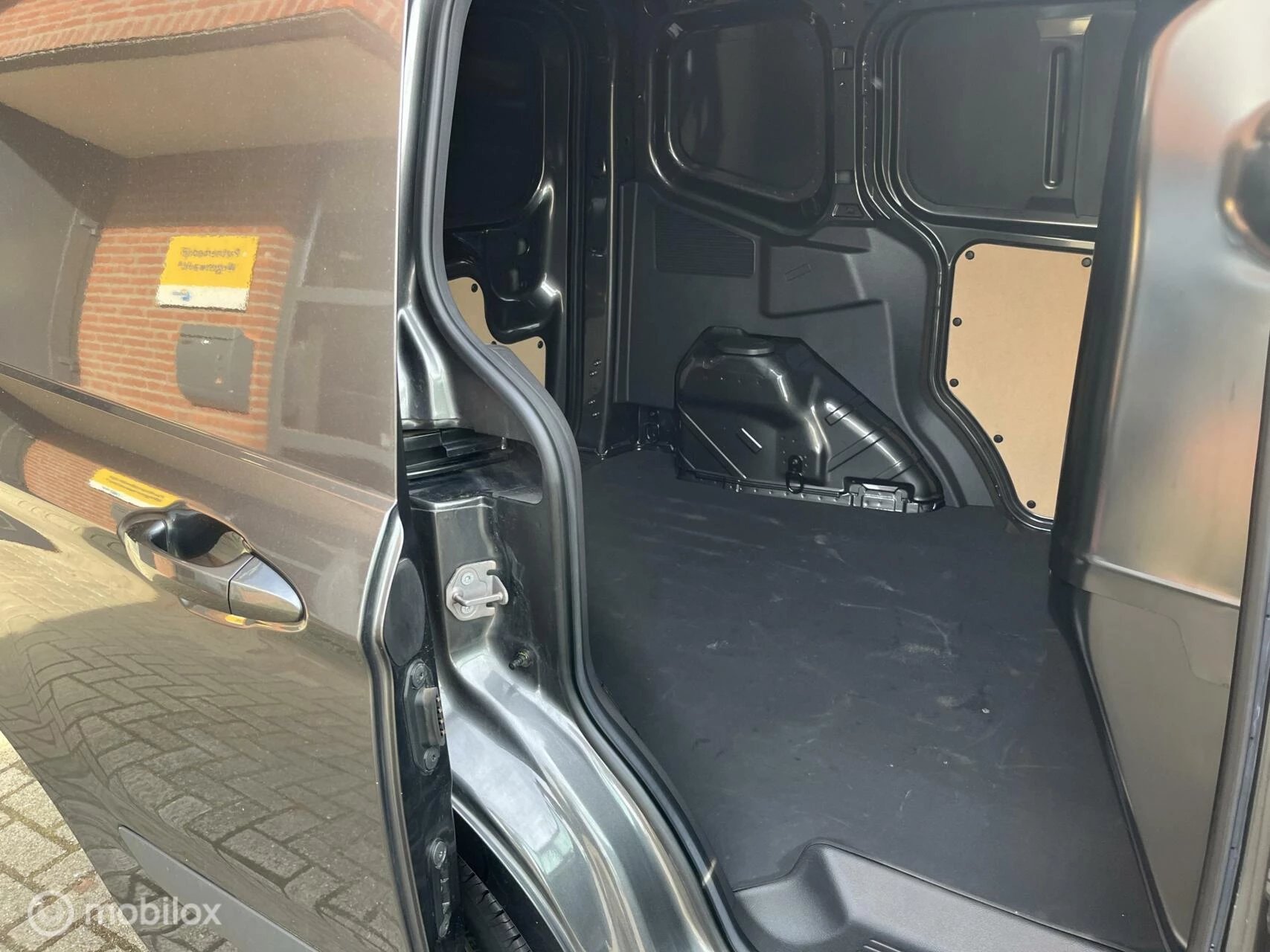 Hoofdafbeelding Ford Transit Courier