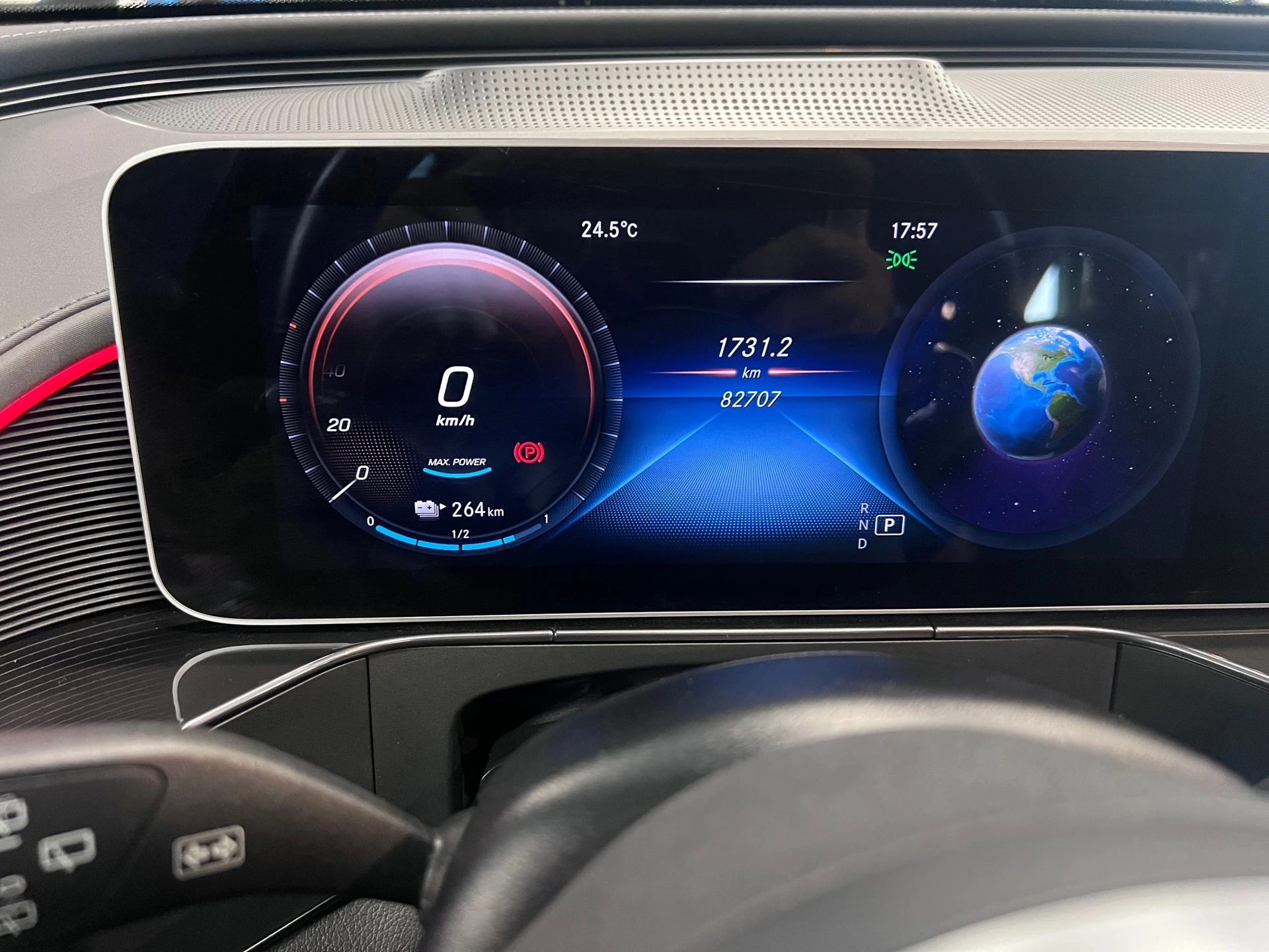 Hoofdafbeelding Mercedes-Benz EQC
