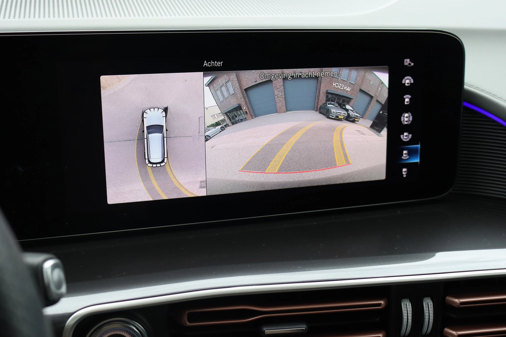 Hoofdafbeelding Mercedes-Benz EQC