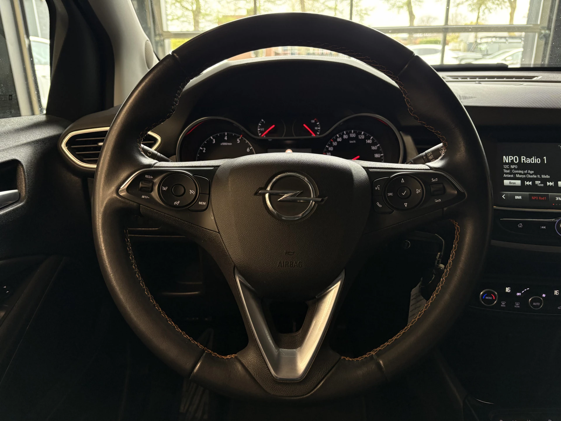 Hoofdafbeelding Opel Crossland X