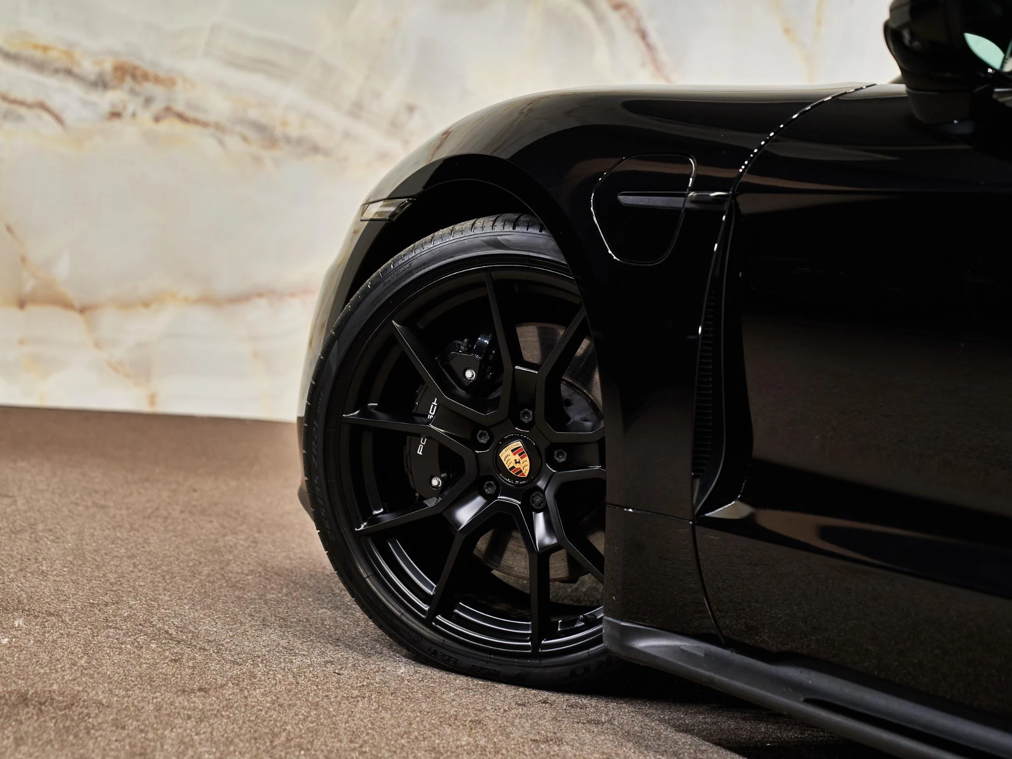 Hoofdafbeelding Porsche Taycan