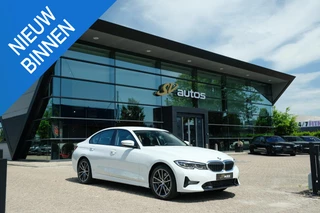 BMW 3-serie 330e 292pk eDrive Sport Line Sportstoelen Leder Digital cockpit Stoelverwarming LED NLauto Zeer Net!