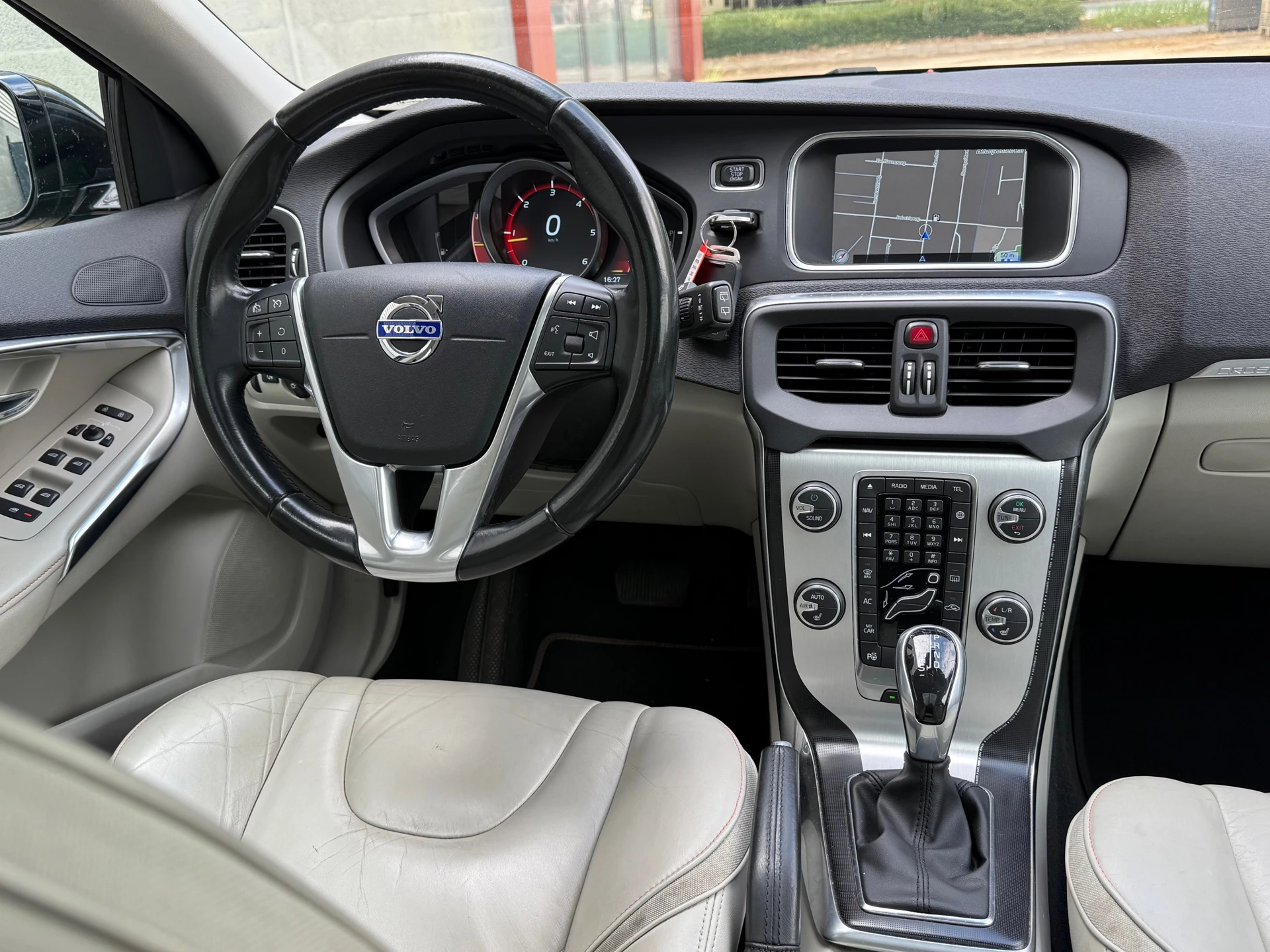 Hoofdafbeelding Volvo V40