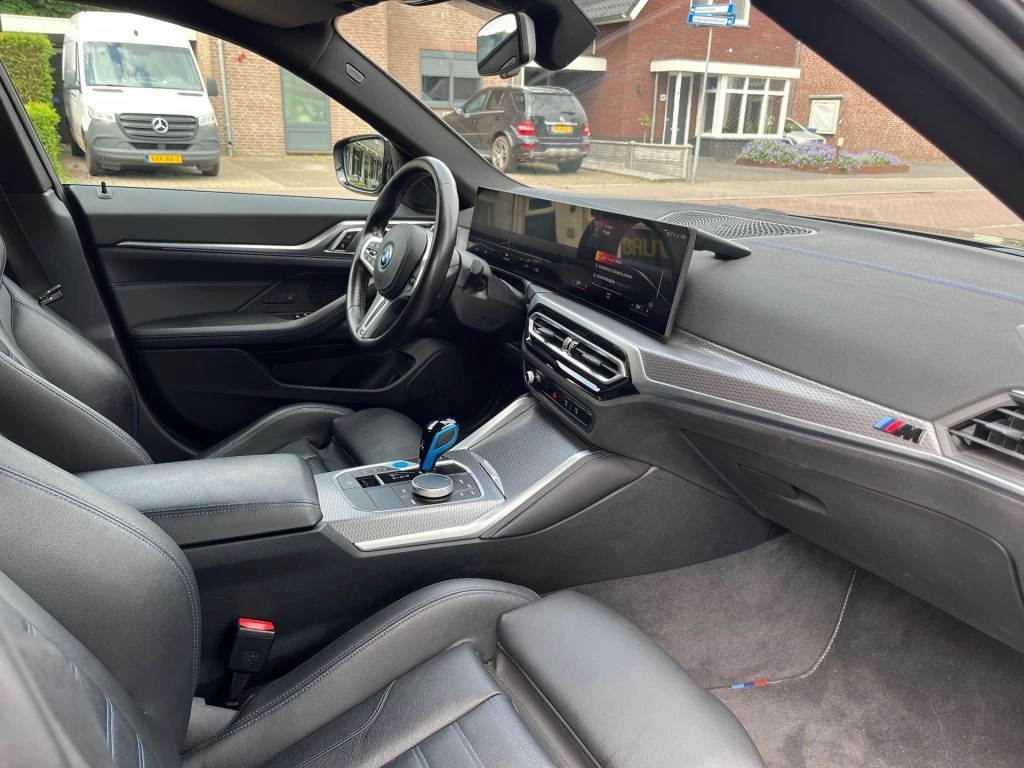 Hoofdafbeelding BMW i4
