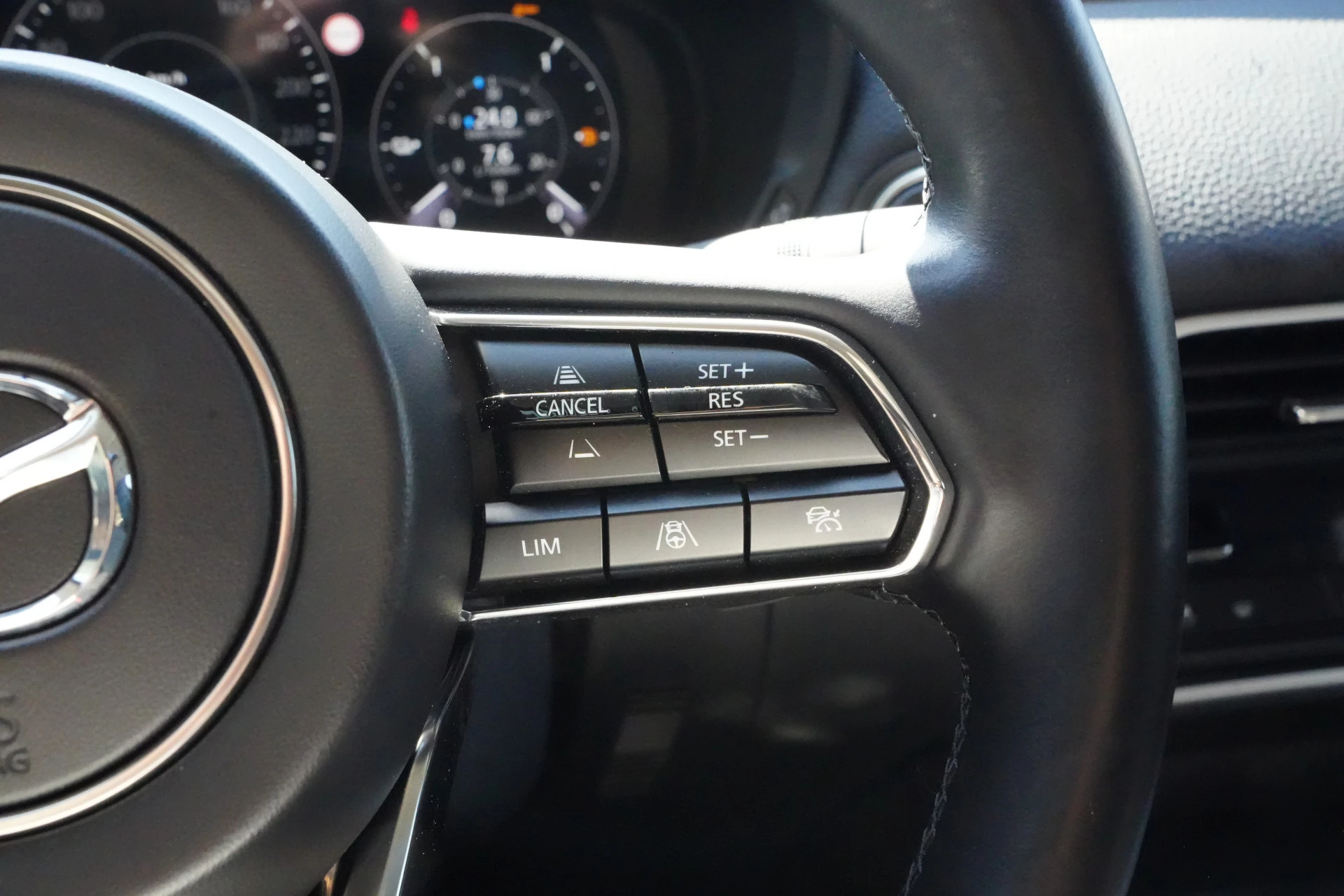 Hoofdafbeelding Mazda CX-60