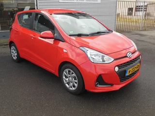 Hoofdafbeelding Hyundai i10 Hyundai i10 1.0i Comfort Staat in Hoogeveen