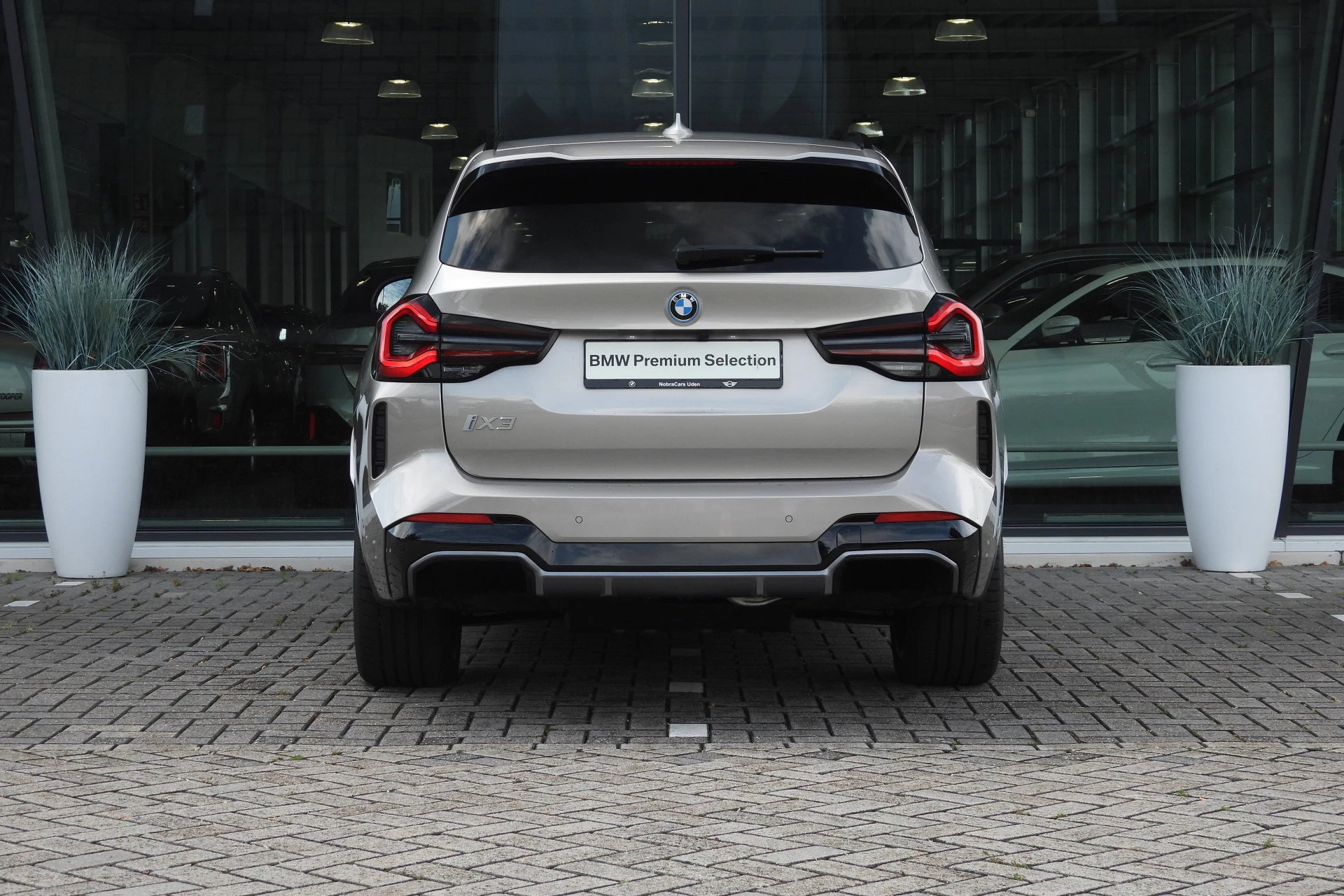 Hoofdafbeelding BMW iX3