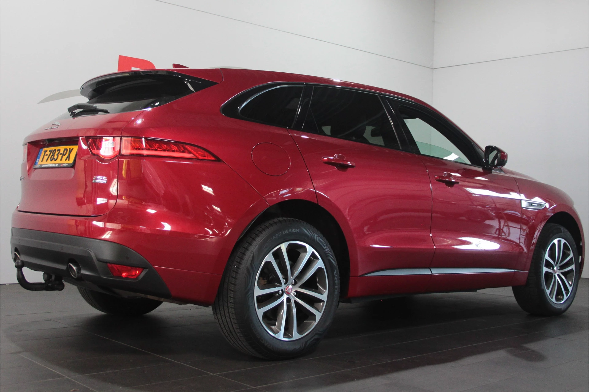 Hoofdafbeelding Jaguar F-PACE