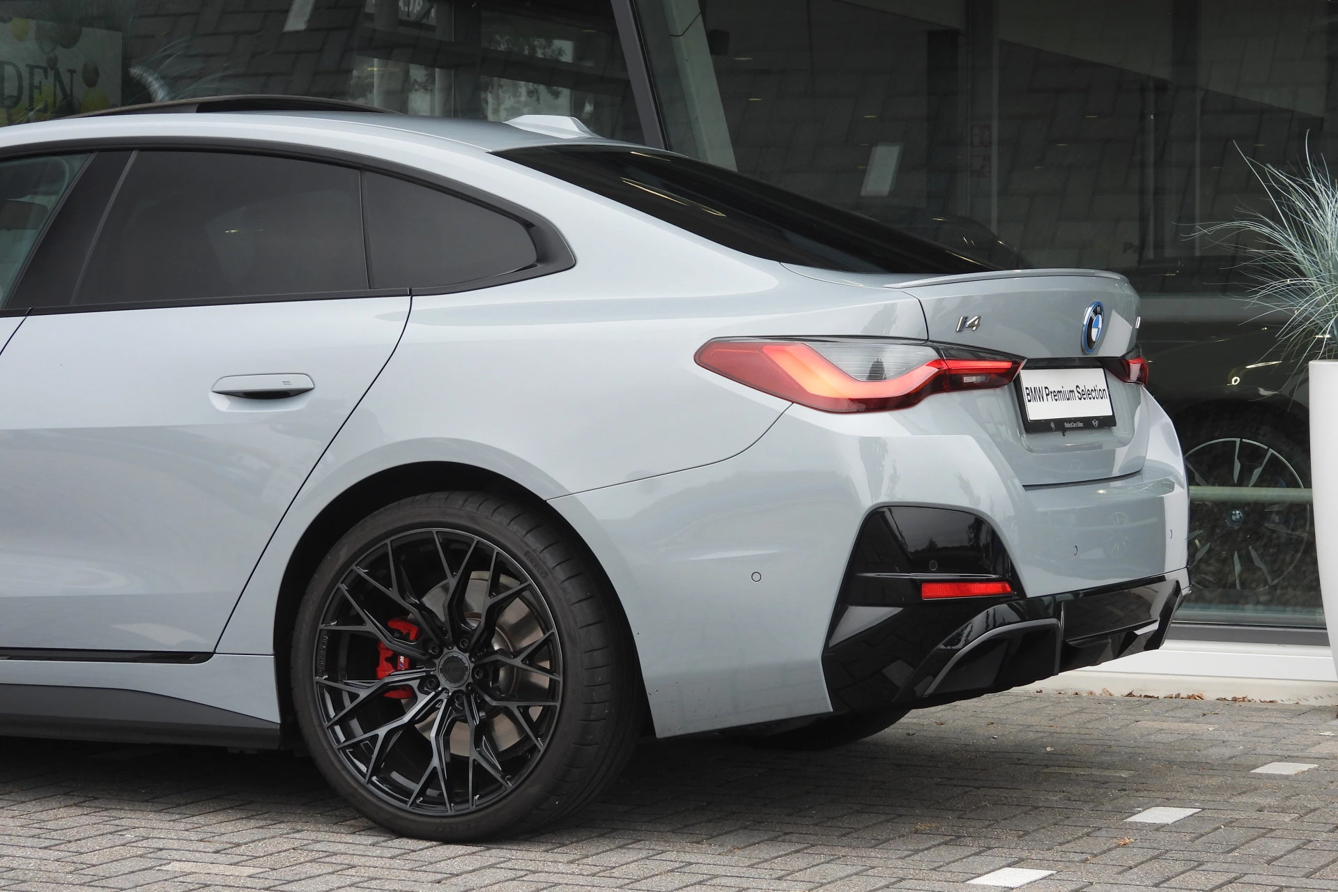 Hoofdafbeelding BMW i4