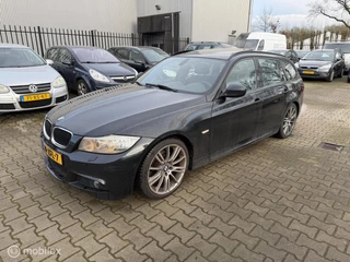 BMW 3-serie Touring 318i Corporate Lease M Sport Edition pan